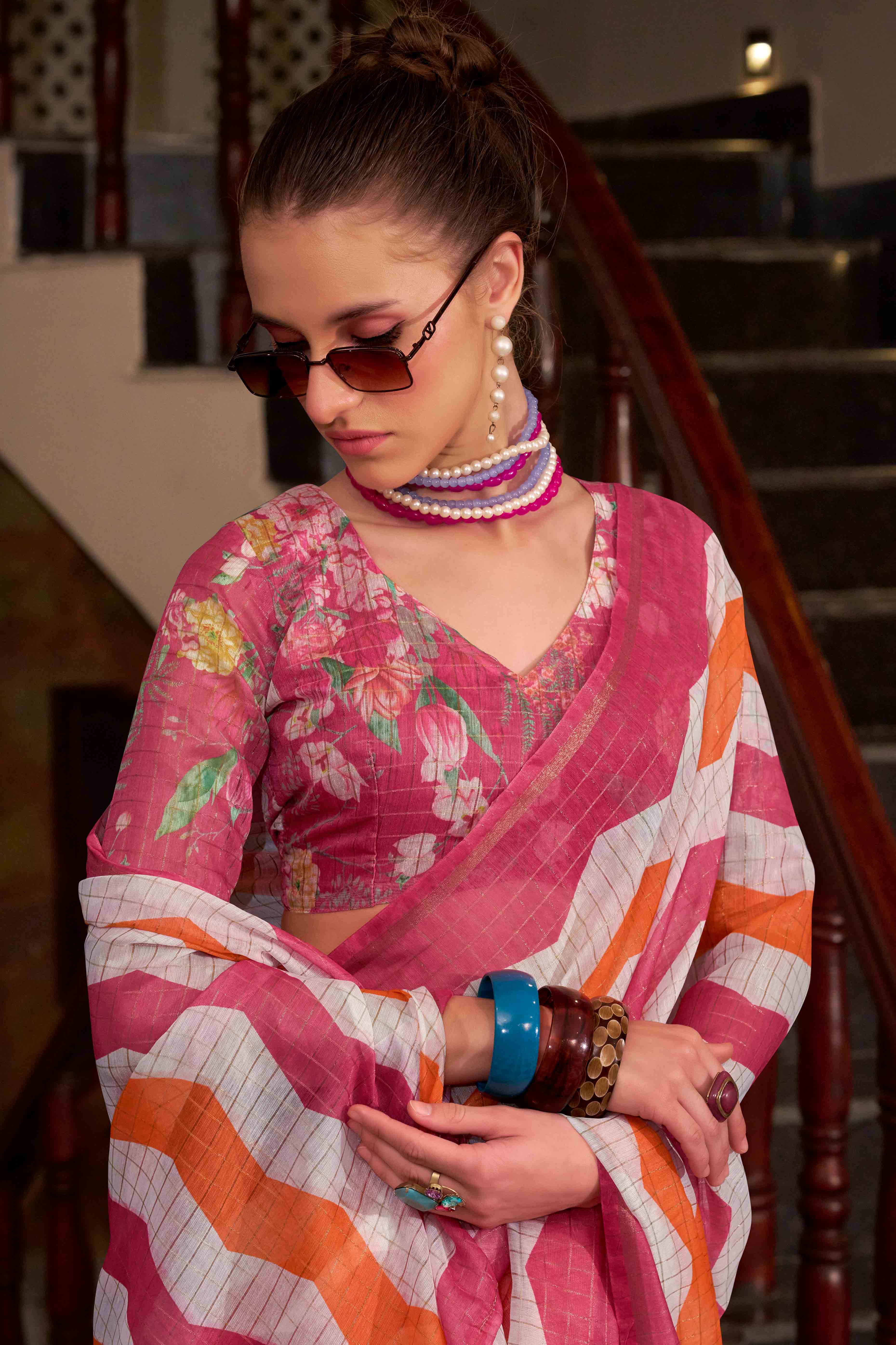 Pink Woven Cotton Silk Saree With A Zig-Zag Pattern