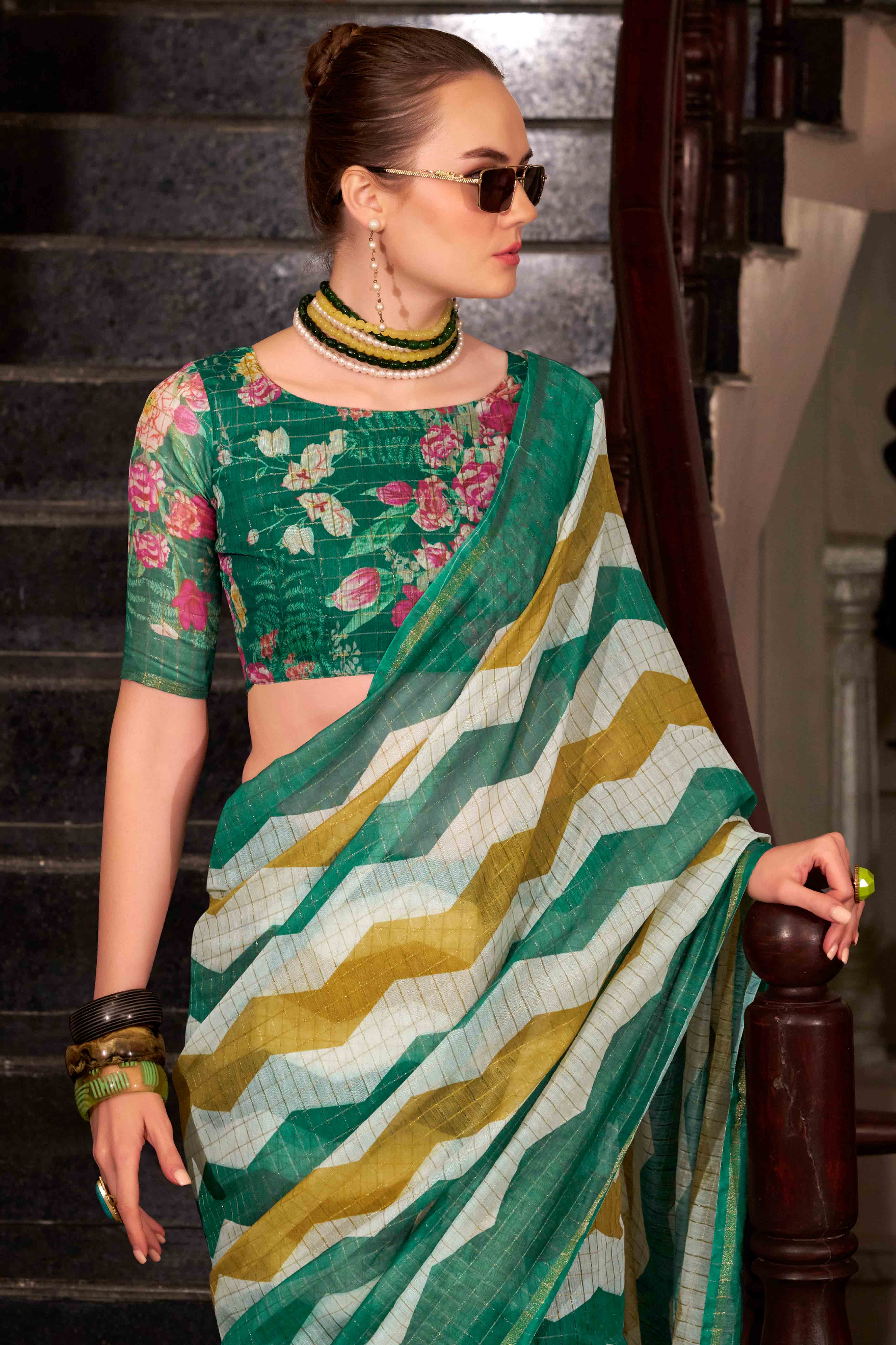 Green Woven Cotton Silk Saree With A Zig-Zag Pattern