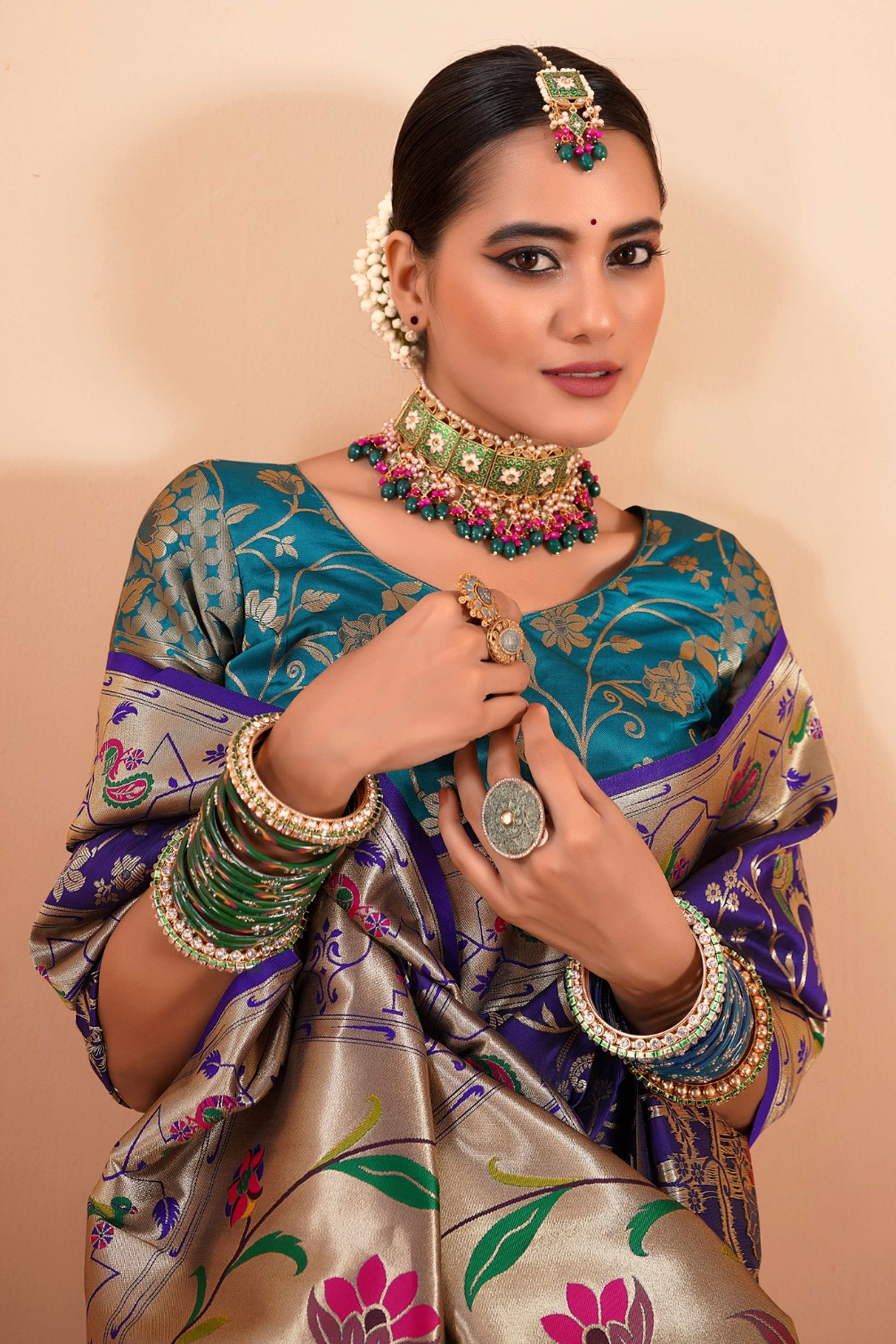 Bluish Purple Floral Zari Weaving Pure Silk Paithani Saree