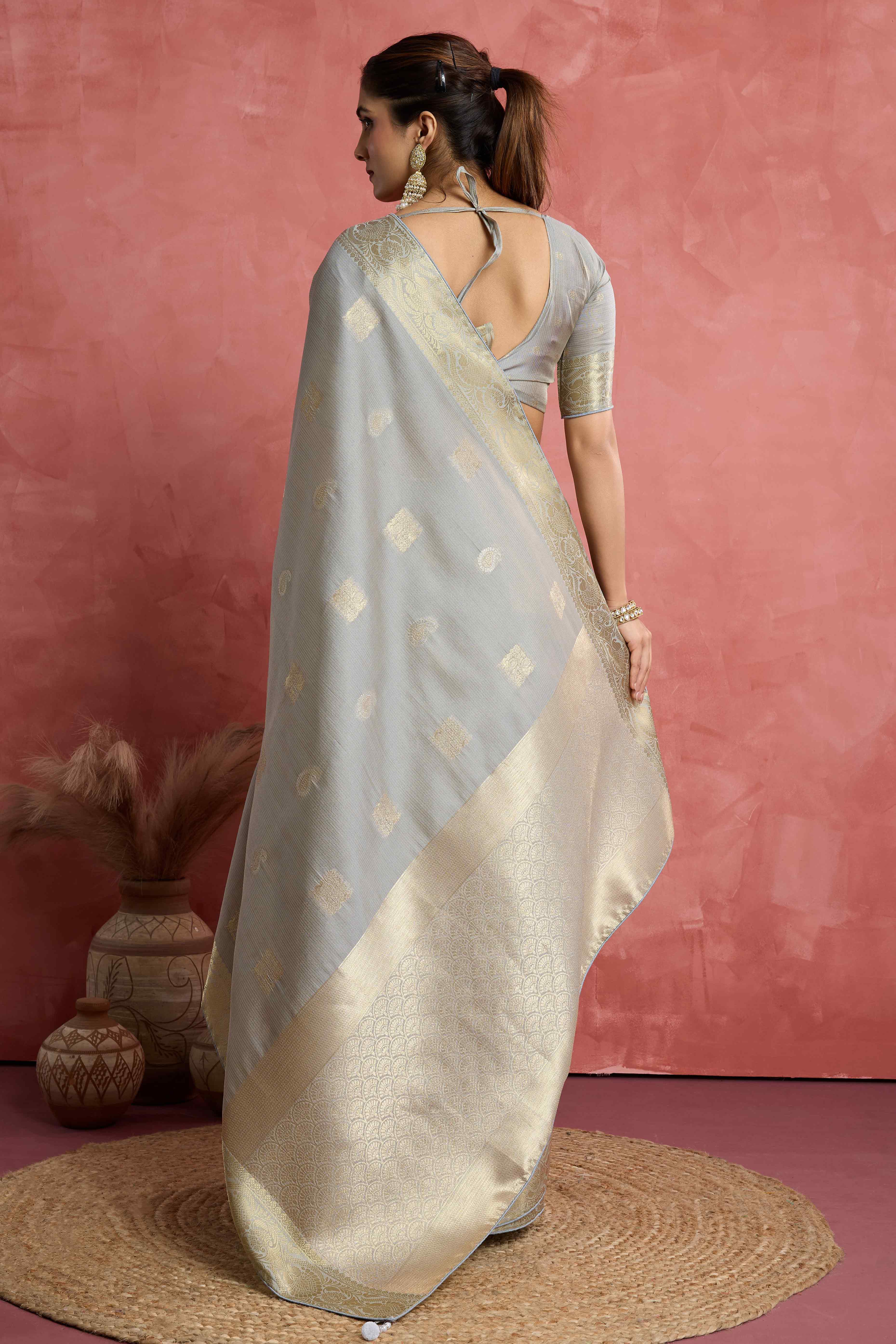Contemporary Grey Silk Blend Saree Flaunting Alternate Buttas With Piping & Tassel Accents