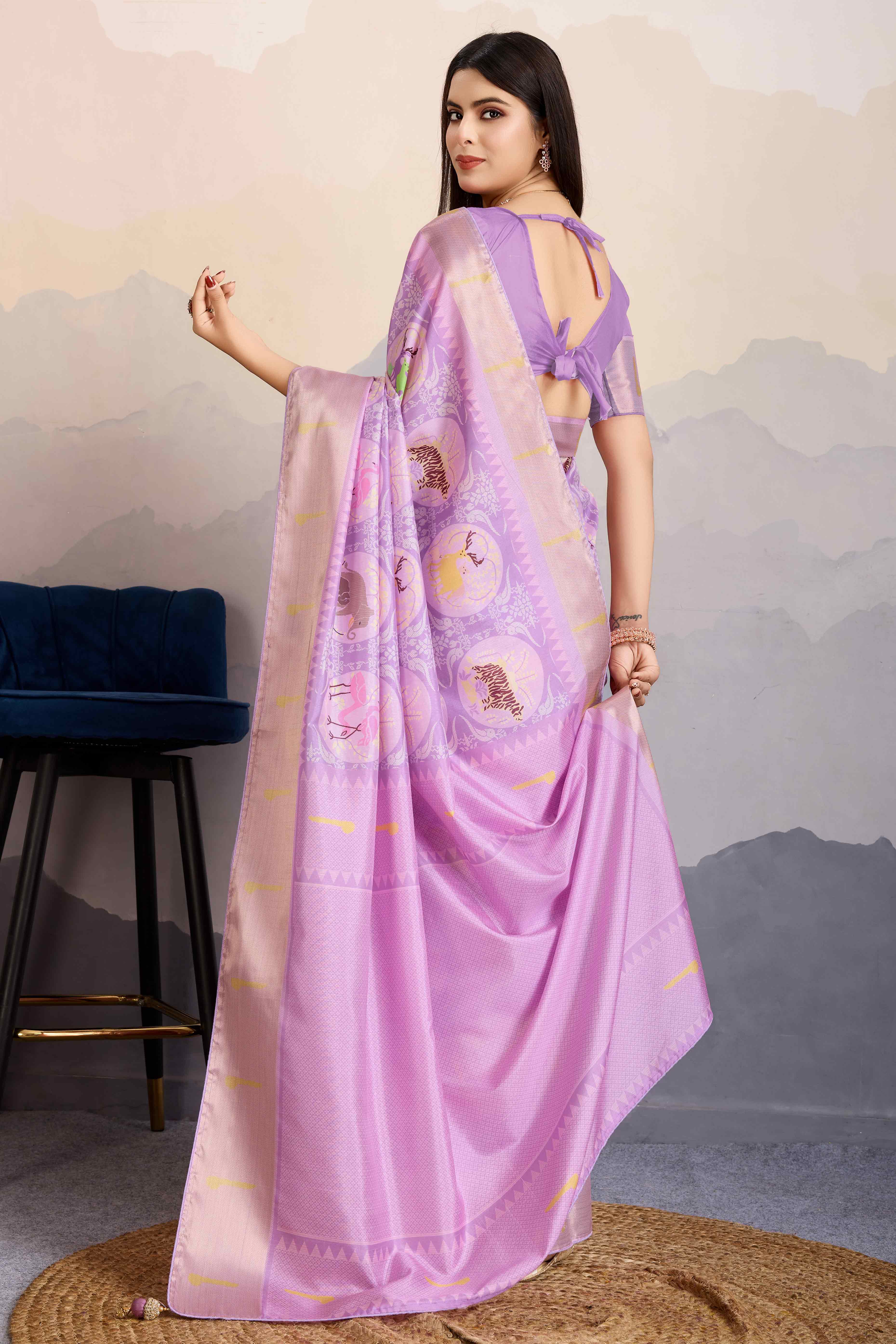 Lavender Digital Printed Dola Silk Saree With Exquisite Weaving Zari Border & Opulent Pallu