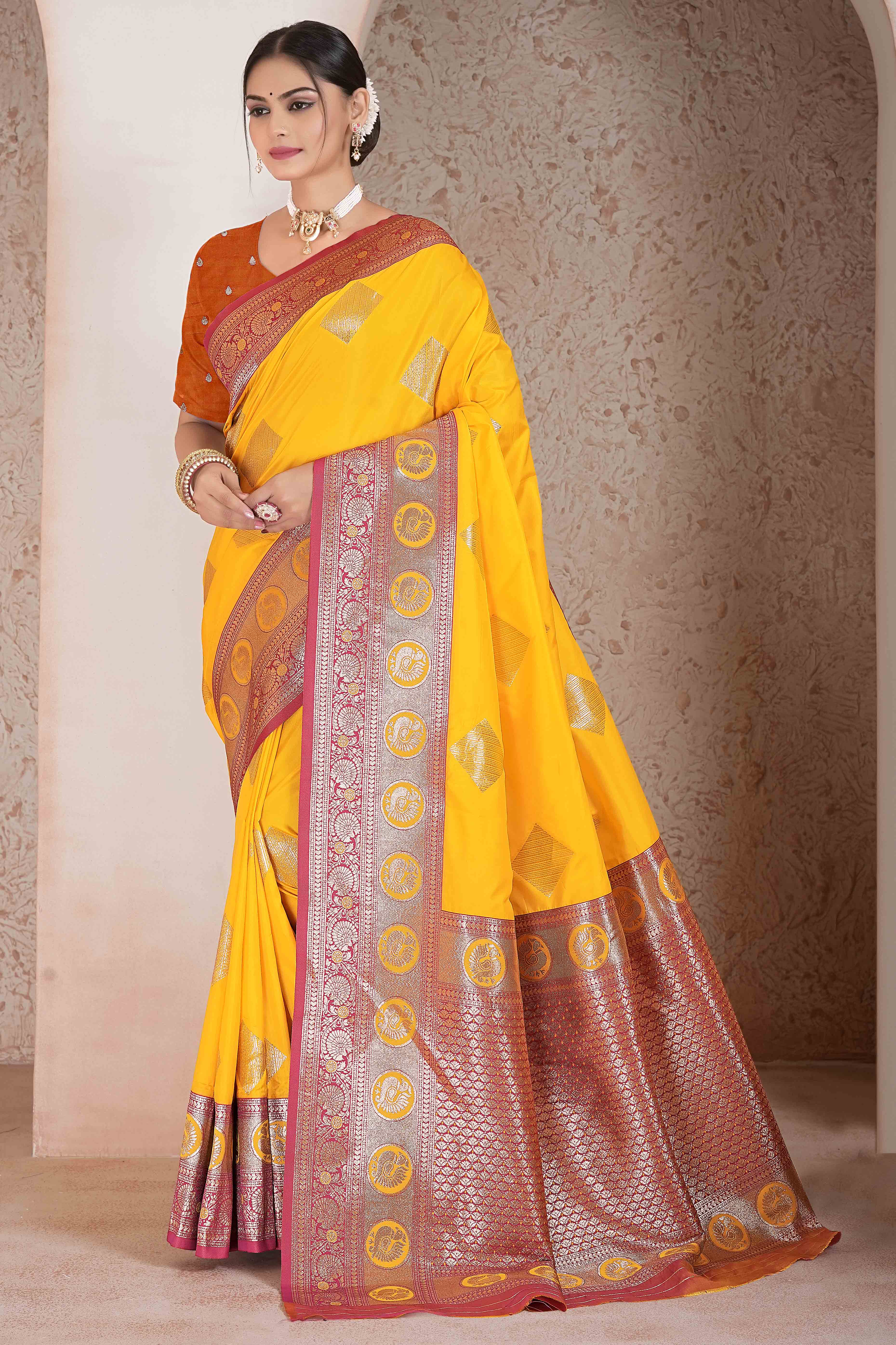 Yellow Zari Woven Art Silk Saree With Opulent Banarasi Pallu Work