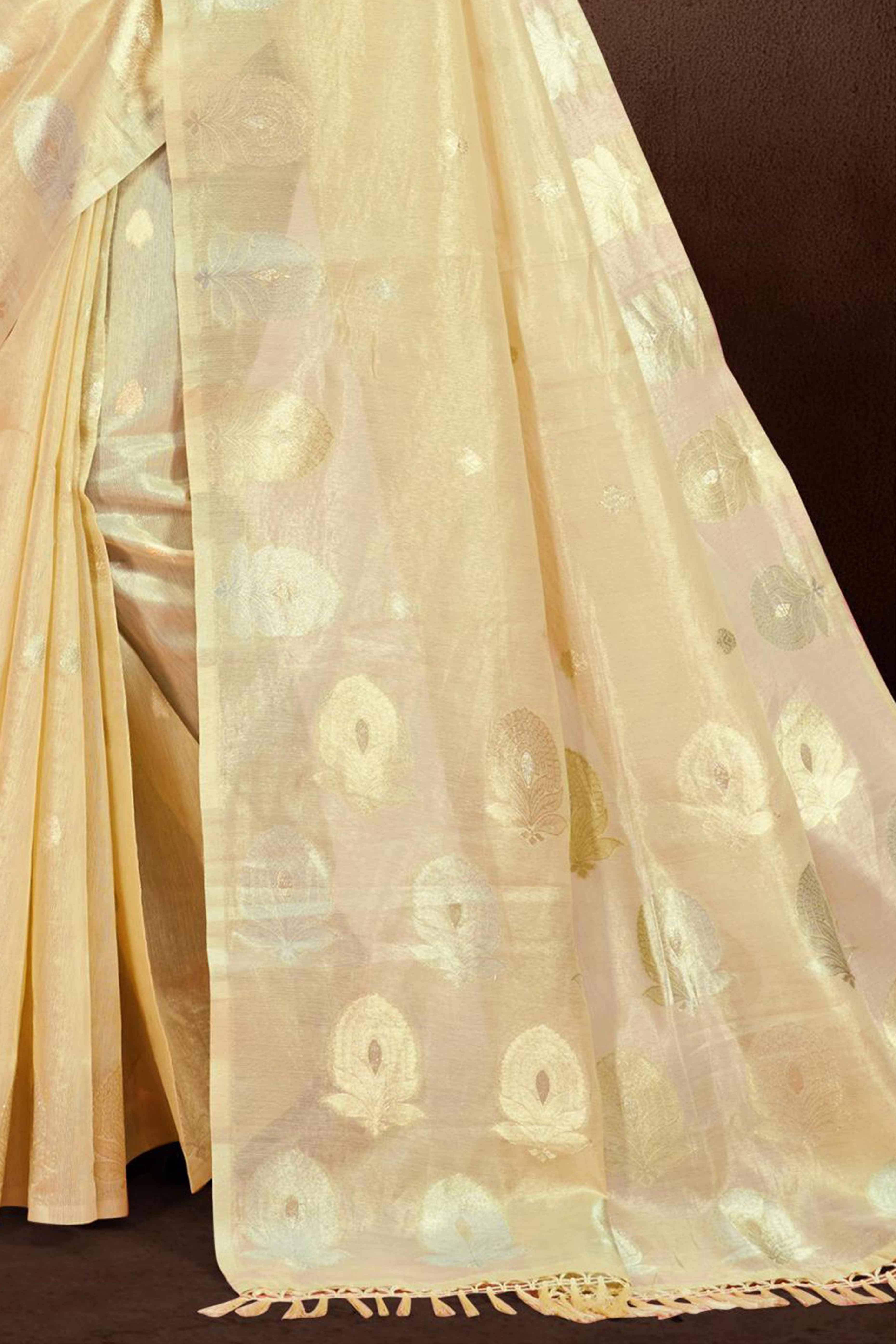 Golden Saree with Traditional Zari Detailing in Munga Kota Doria