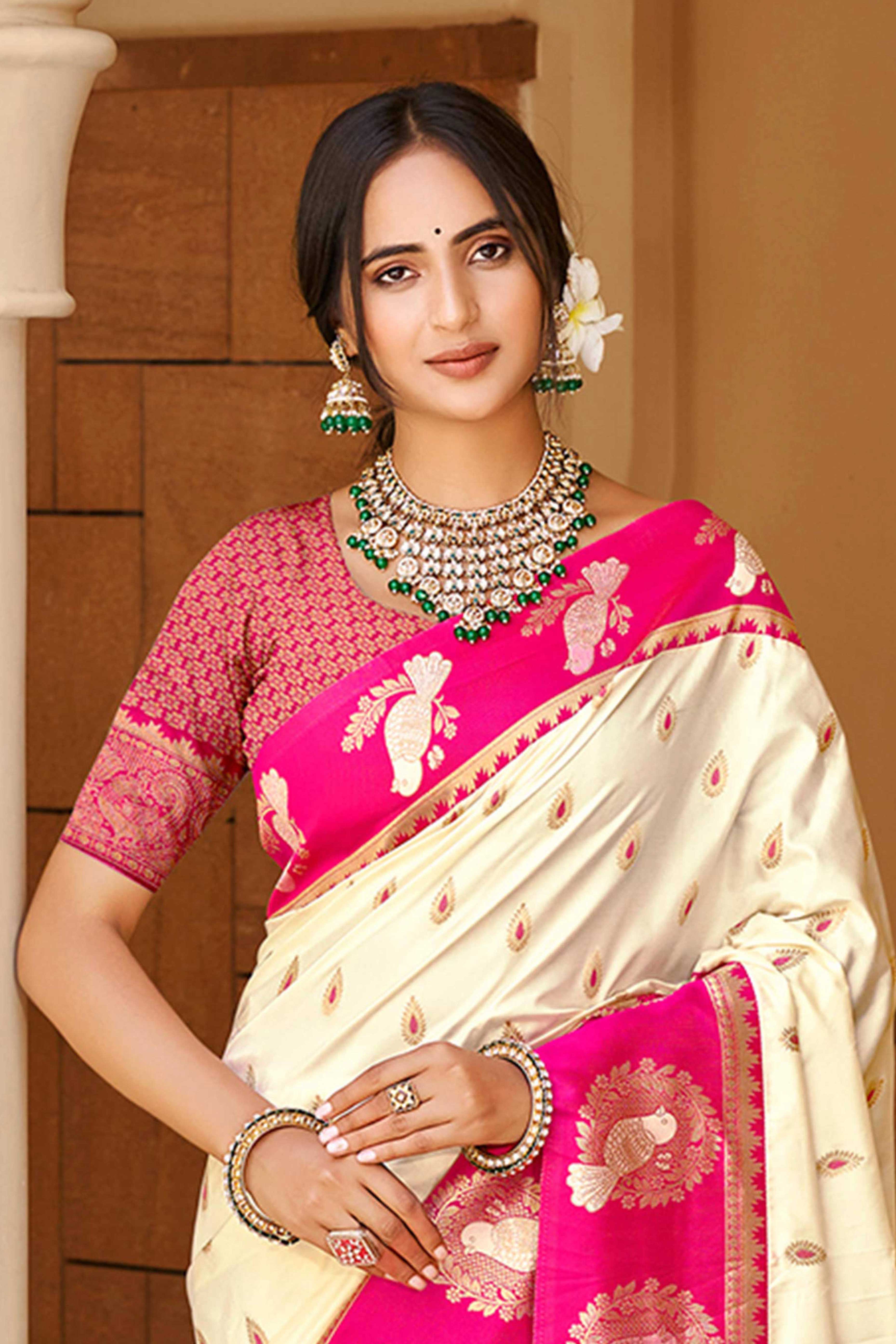 Stunning Offwhite Floral Weaving Silk Blend Saree With Birds Design Border & Tassel Pallu