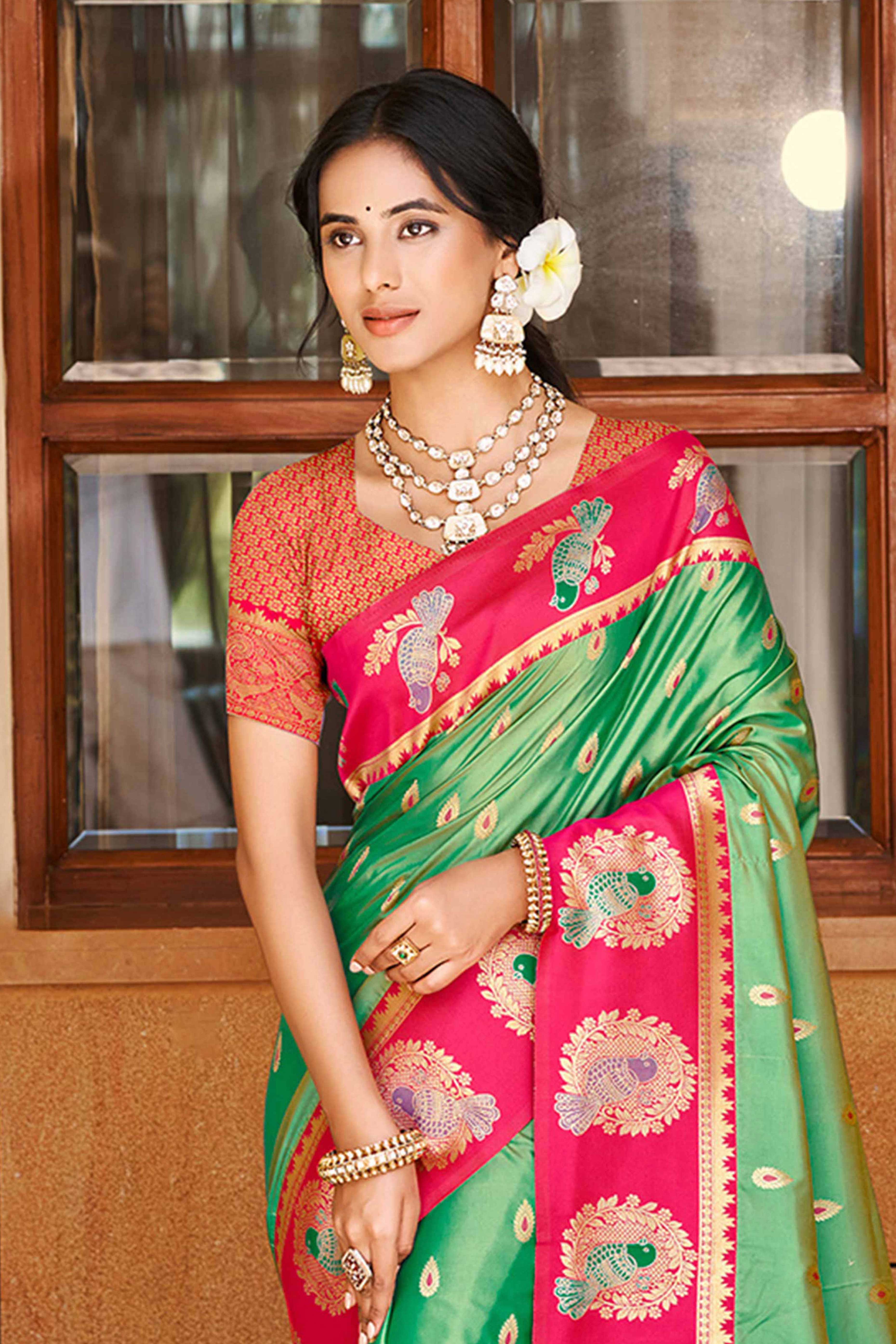 Stunning Green Floral Weaving Silk Blend Saree With Birds Design Border & Tassel Pallu