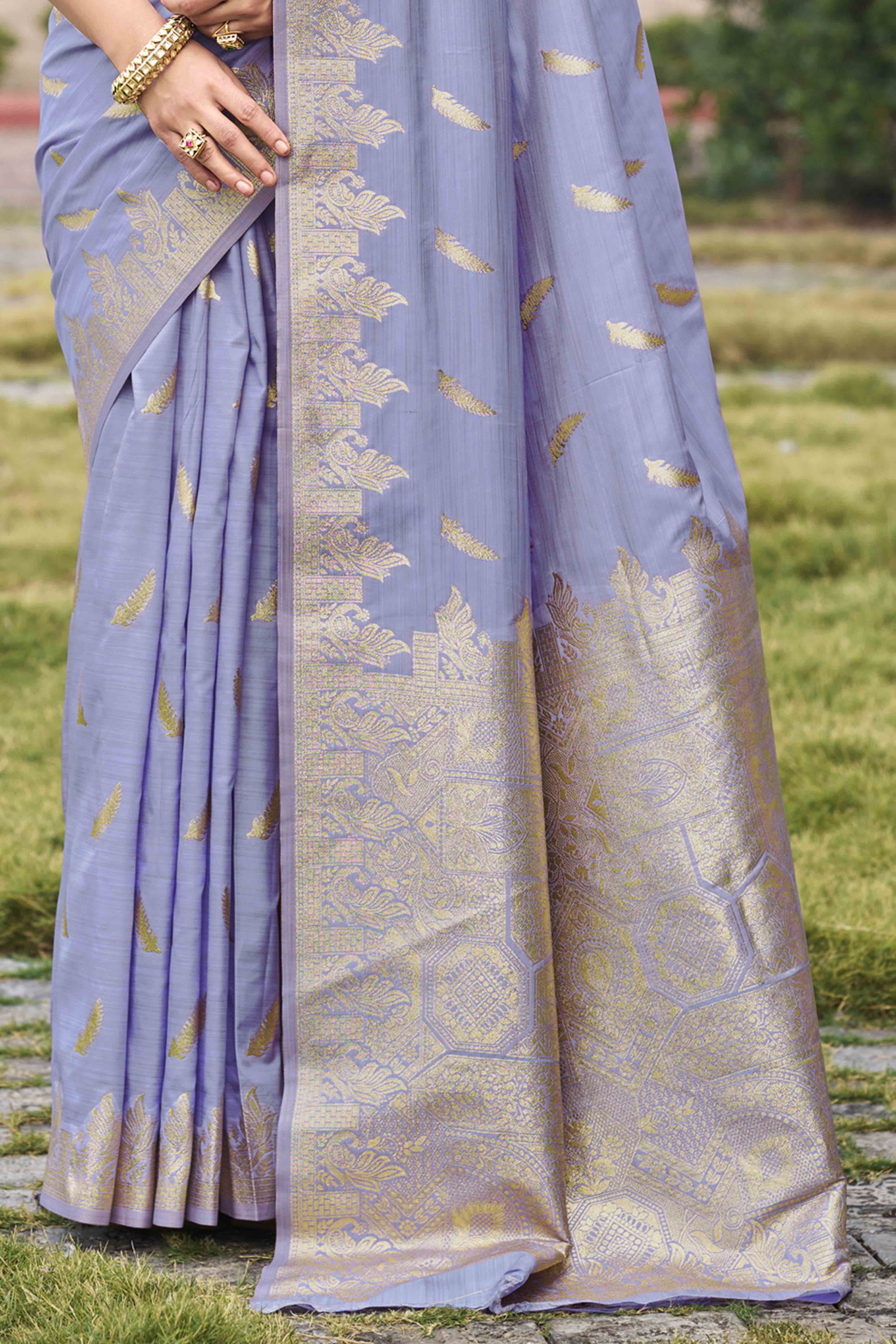 Lavender Banarasi Silk Saree With Delicate Floral Zari Weaving