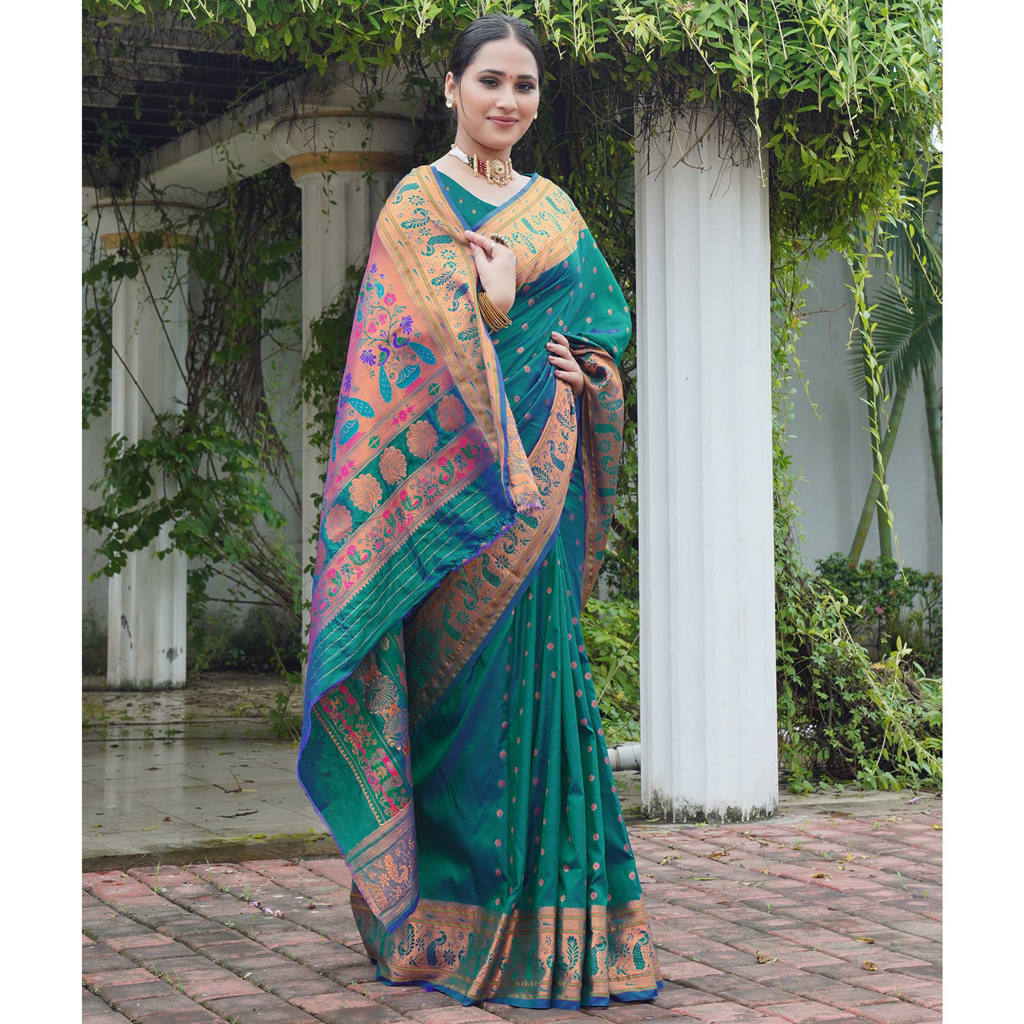 Rama Green Woven Paithani Art Silk Saree