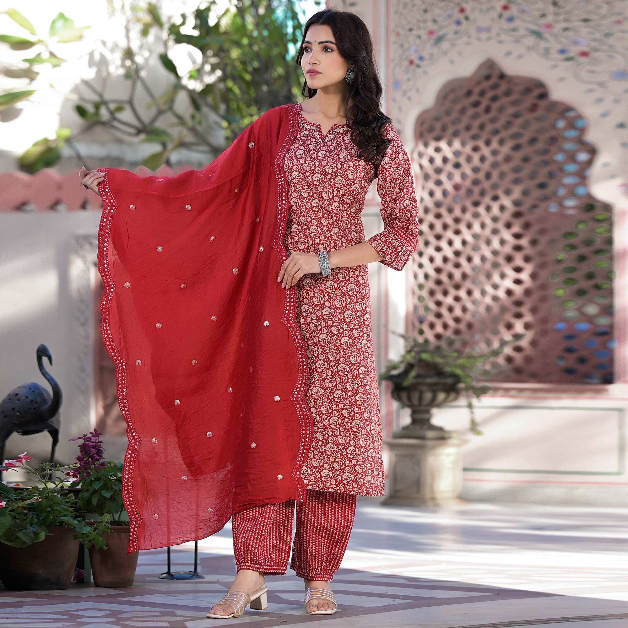 SVC-15540-RED