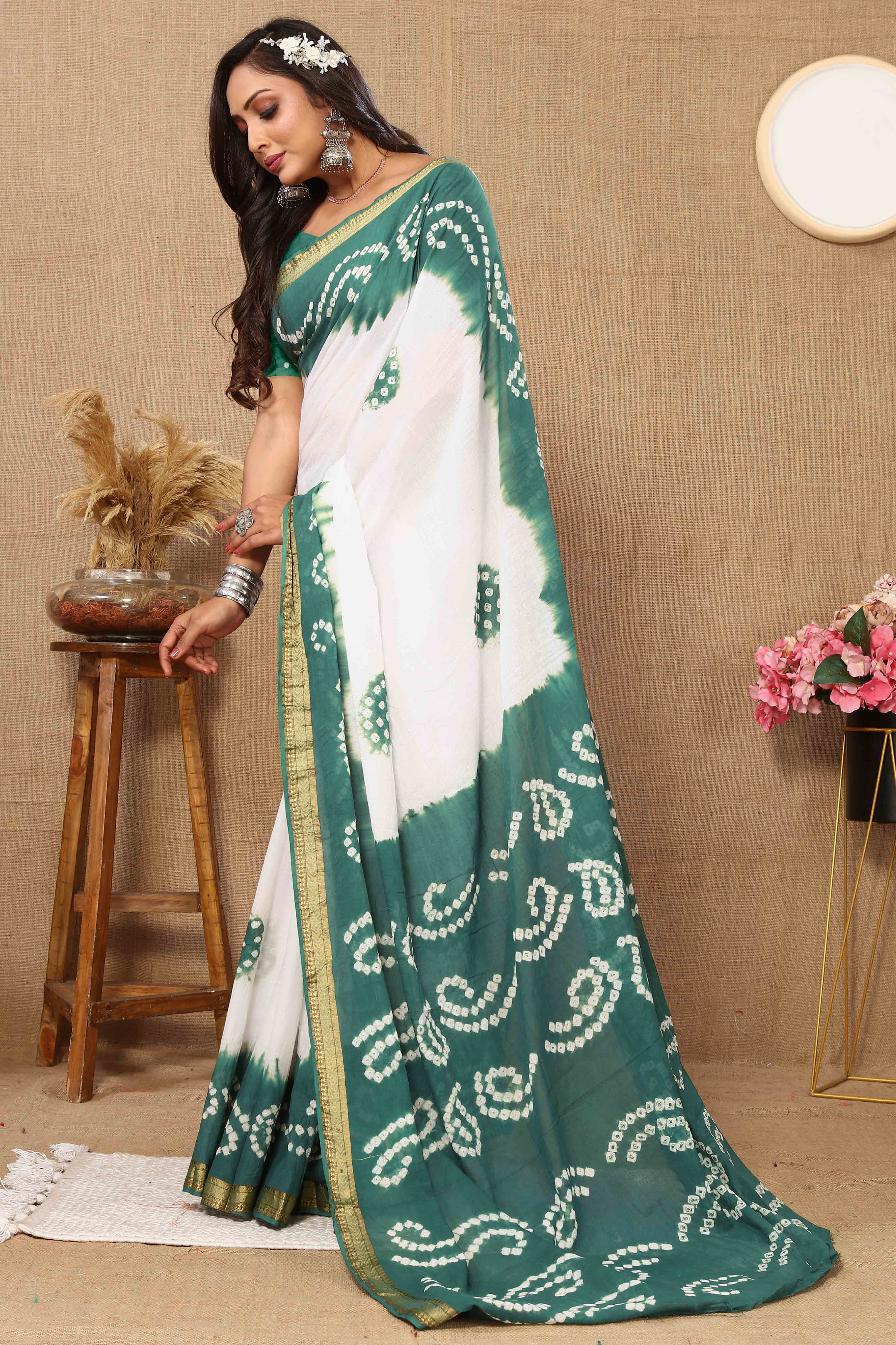Rama Green & White Bandhani Printed Mul Mul Pure Cotton Saree