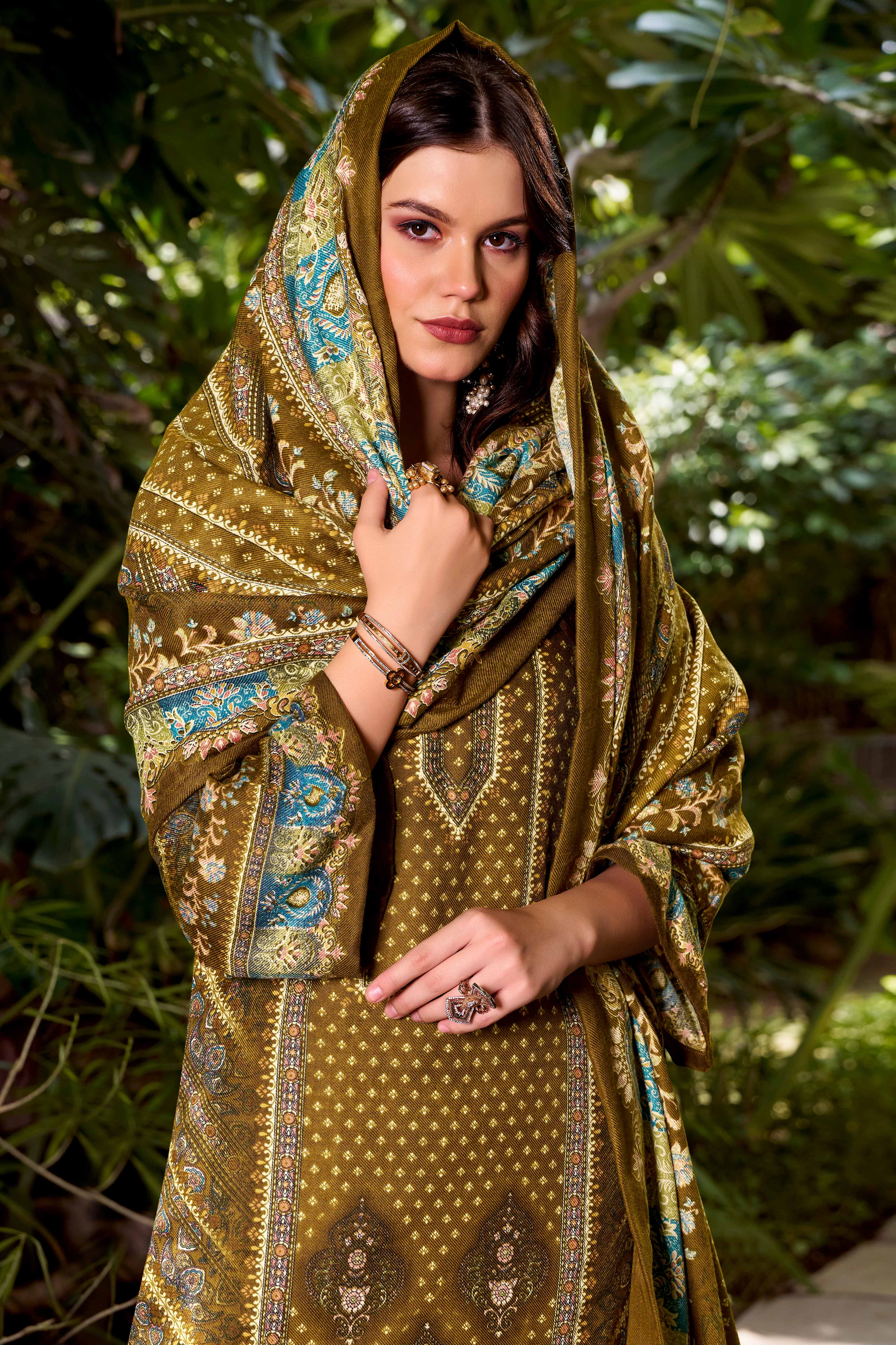 Designed Mehendi Green Pure Pashmina Wool Fabric with Floral Prints for Timeless Appeal