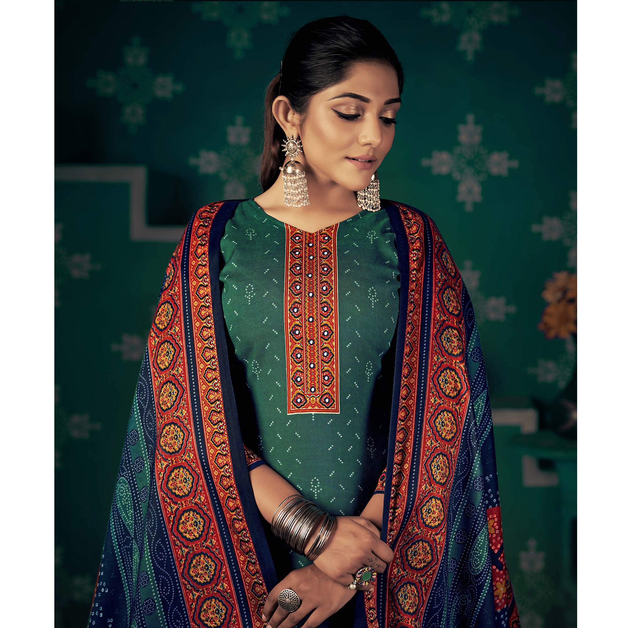 ZULFT-NOORI-1063-001