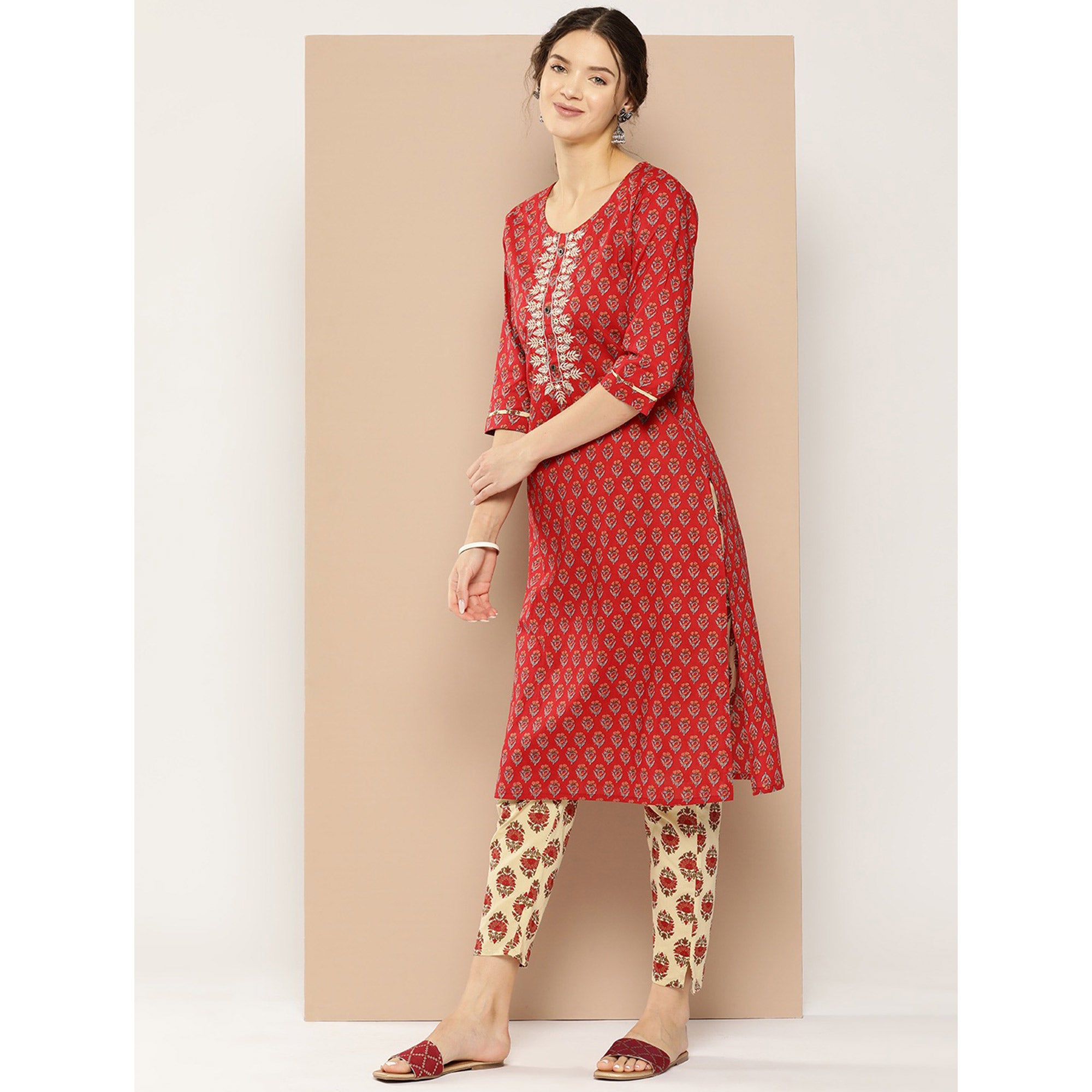 AARD-YUFTA-1473-RED