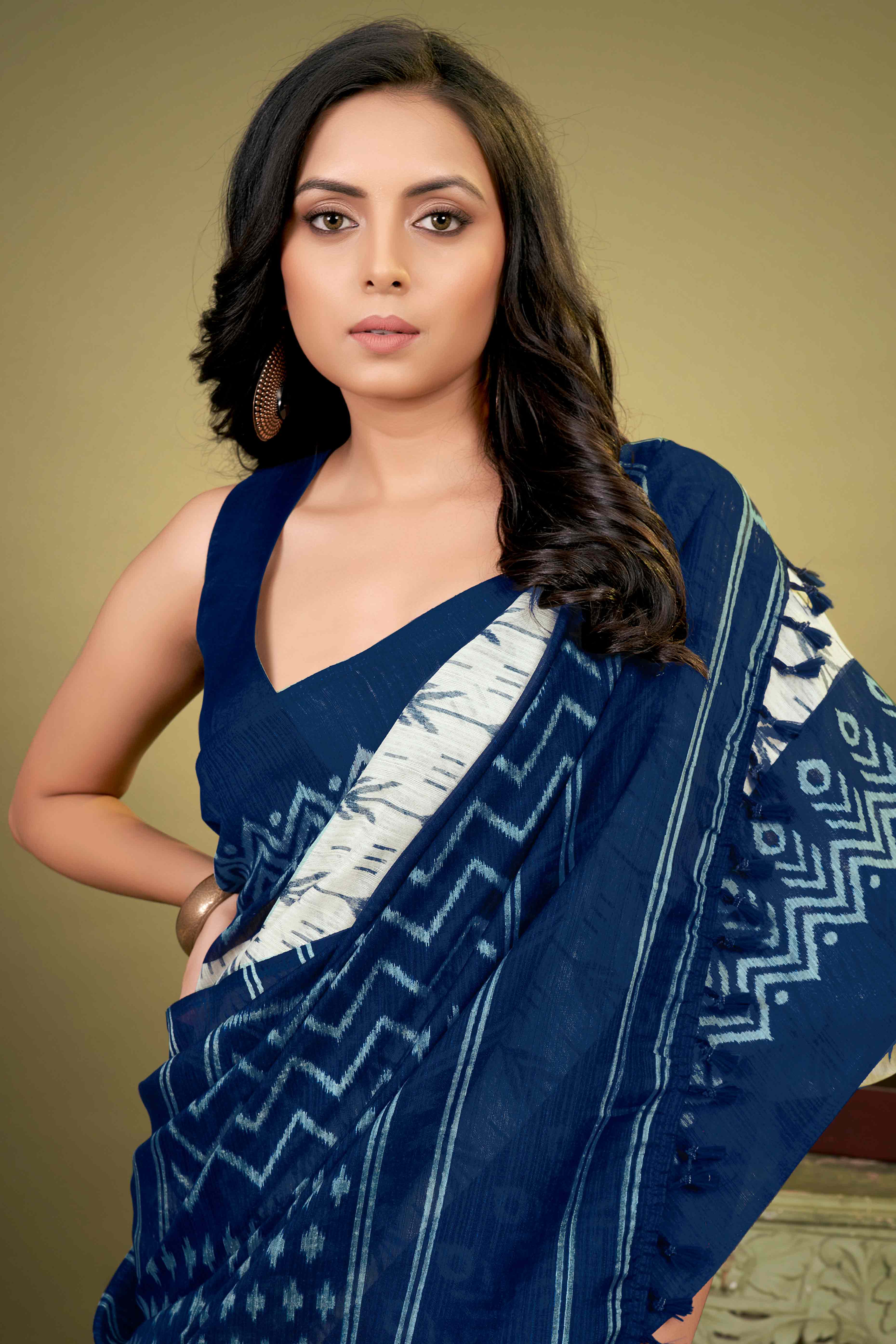 Blue Ikkat Printed Cotton Slub Saree