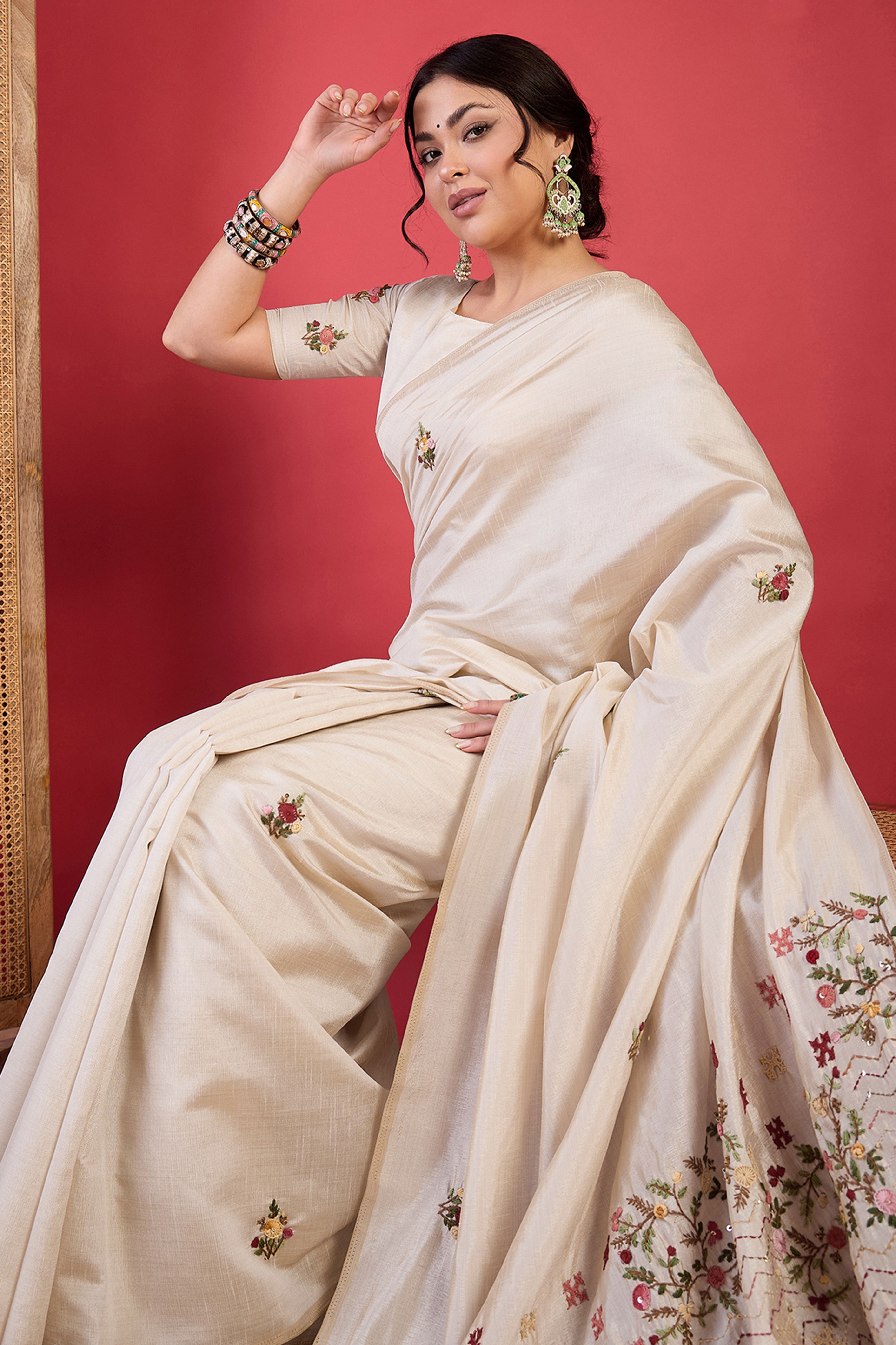 Cream Tussar Silk Saree Highlighted with Fine Thread Embroidery