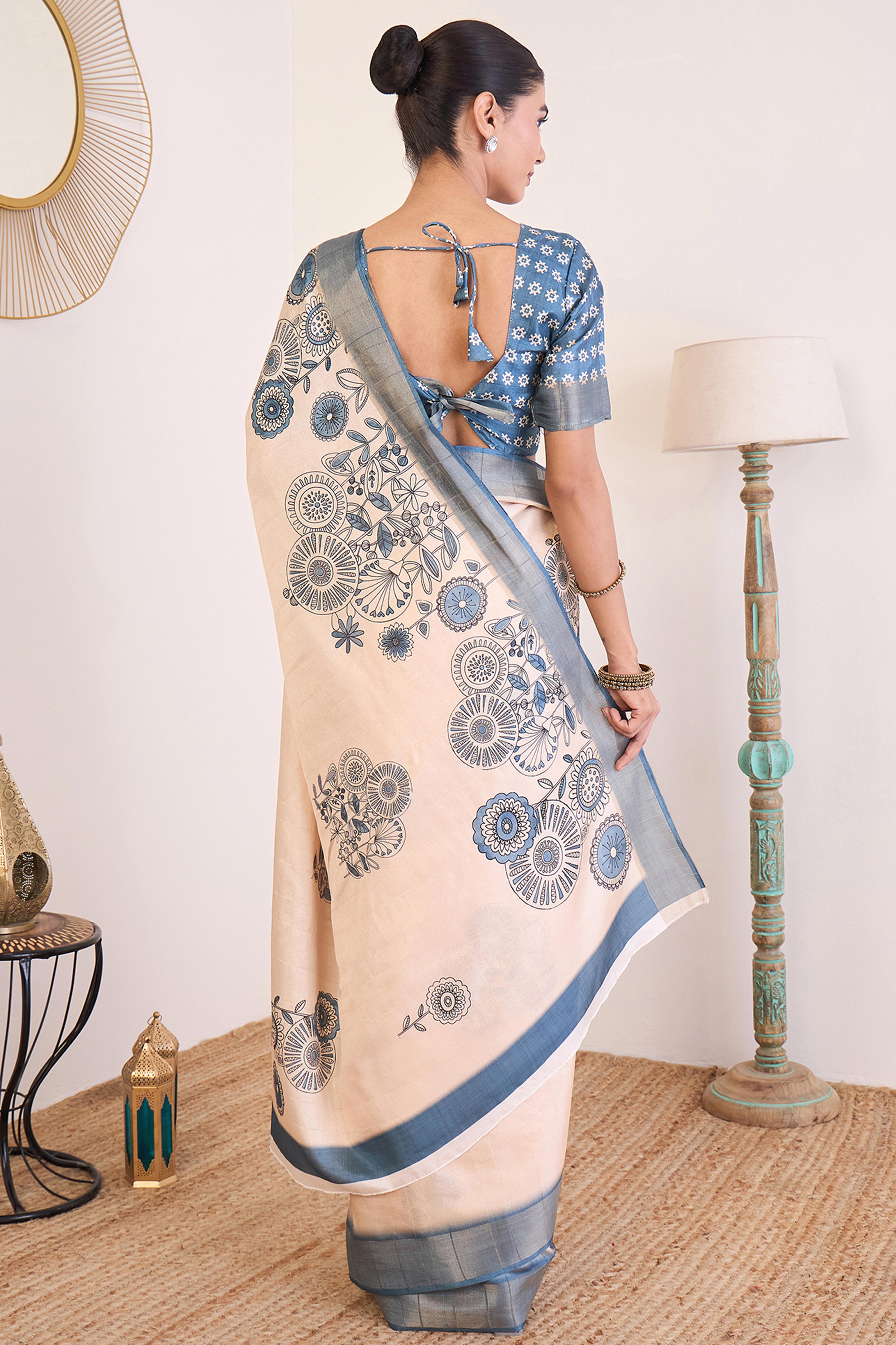 Elegant Greyish Blue Floral Printed Kotha Cotton Silk Saree Reflecting Subtle Sophistication