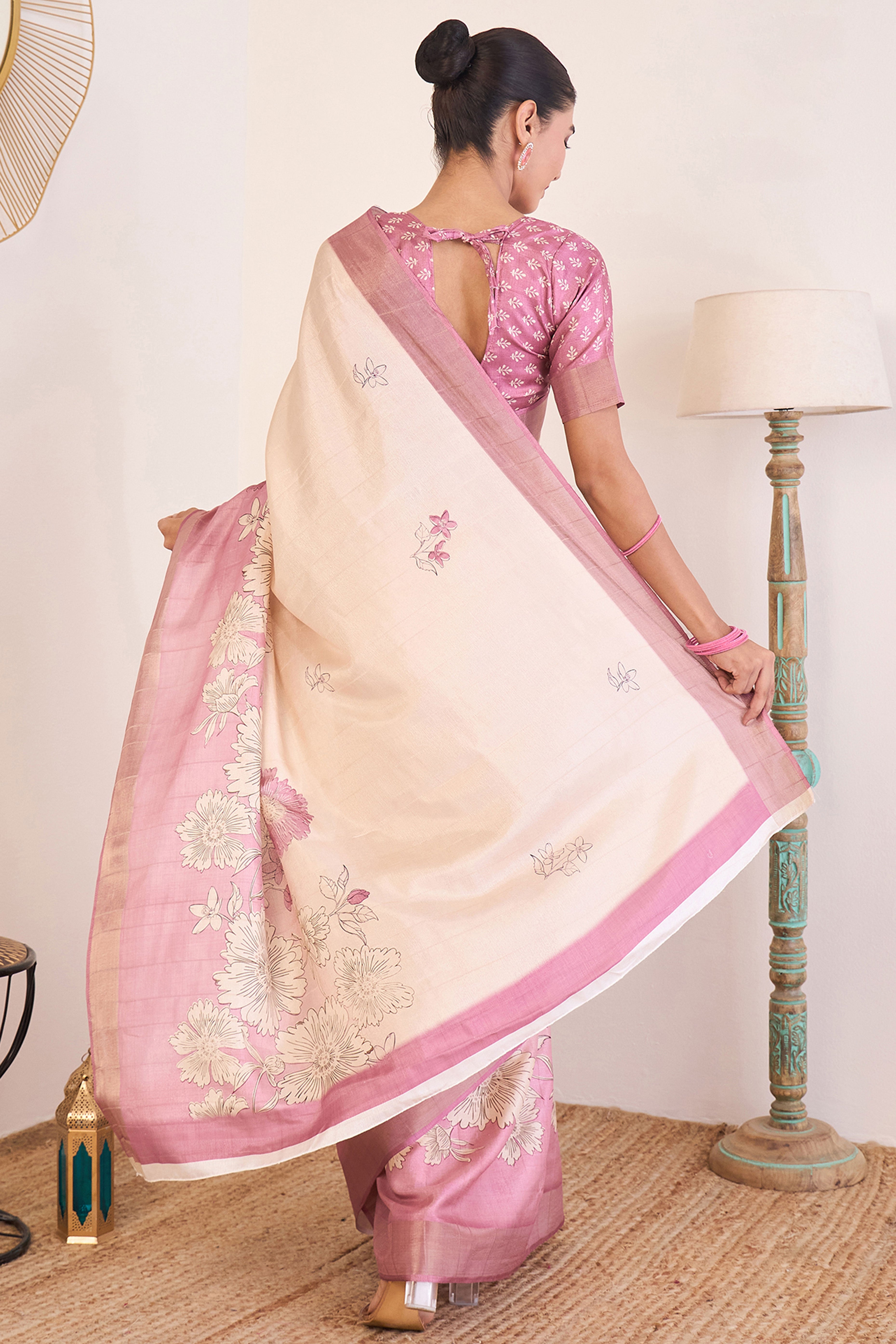Elegant Light Pink Floral Printed Kotha Cotton Silk Saree Reflecting Subtle Sophistication