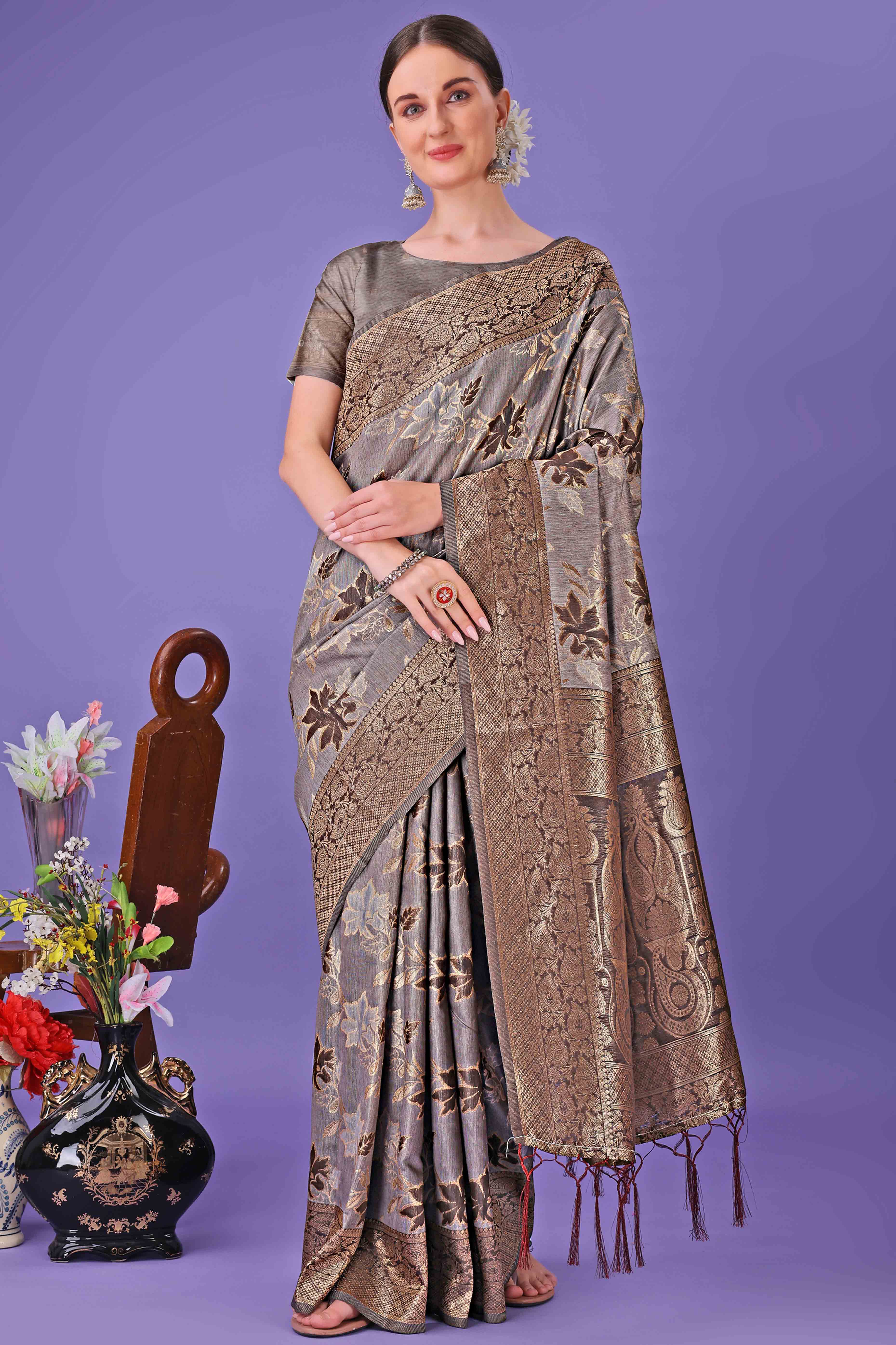 Grey Floral Zari Woven Saree in a Lustrous Cotton Silk Blend