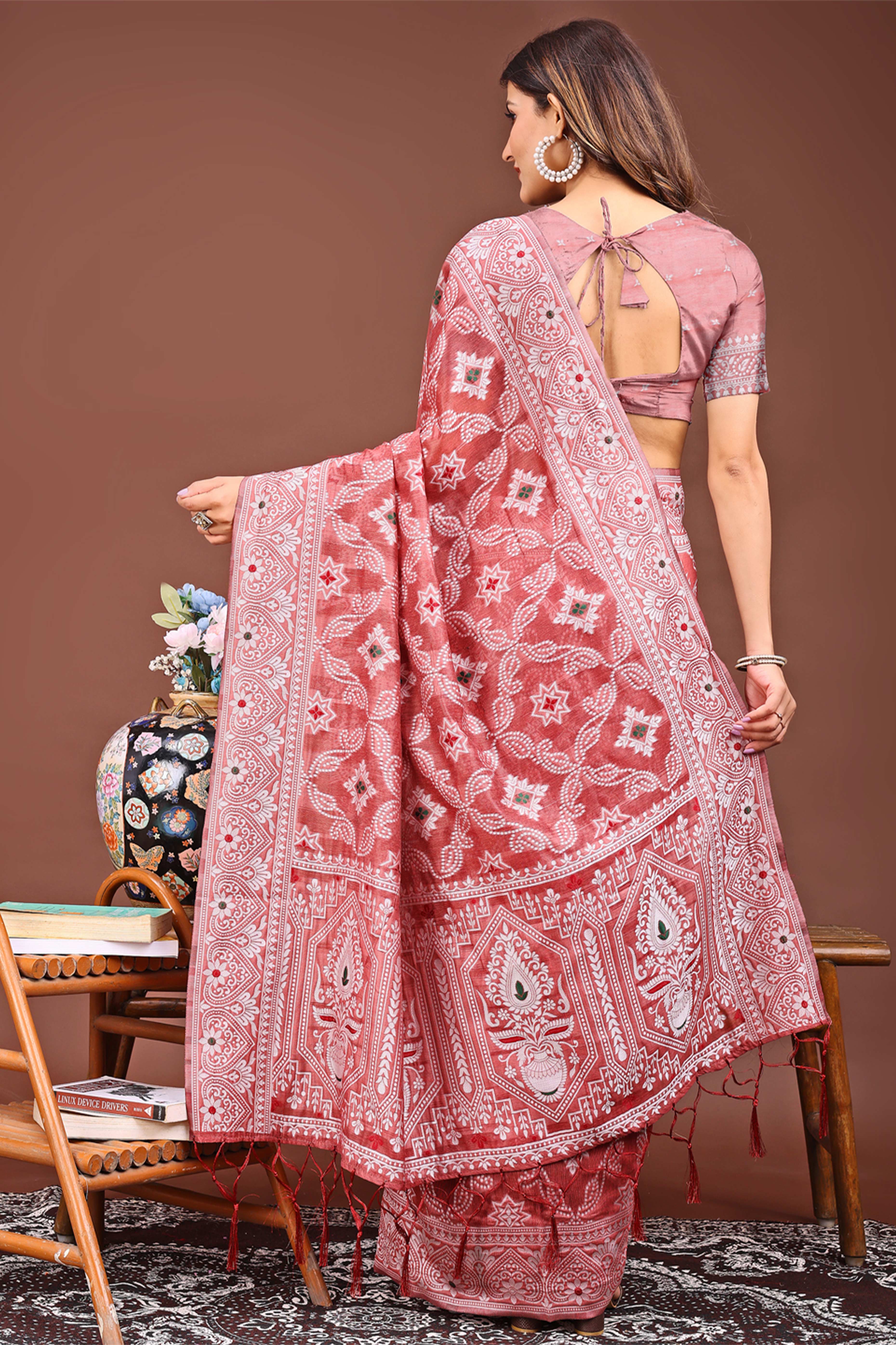 Traditional Bandhani Inspired Woven Peach Saree in Breathable Linen Cotton