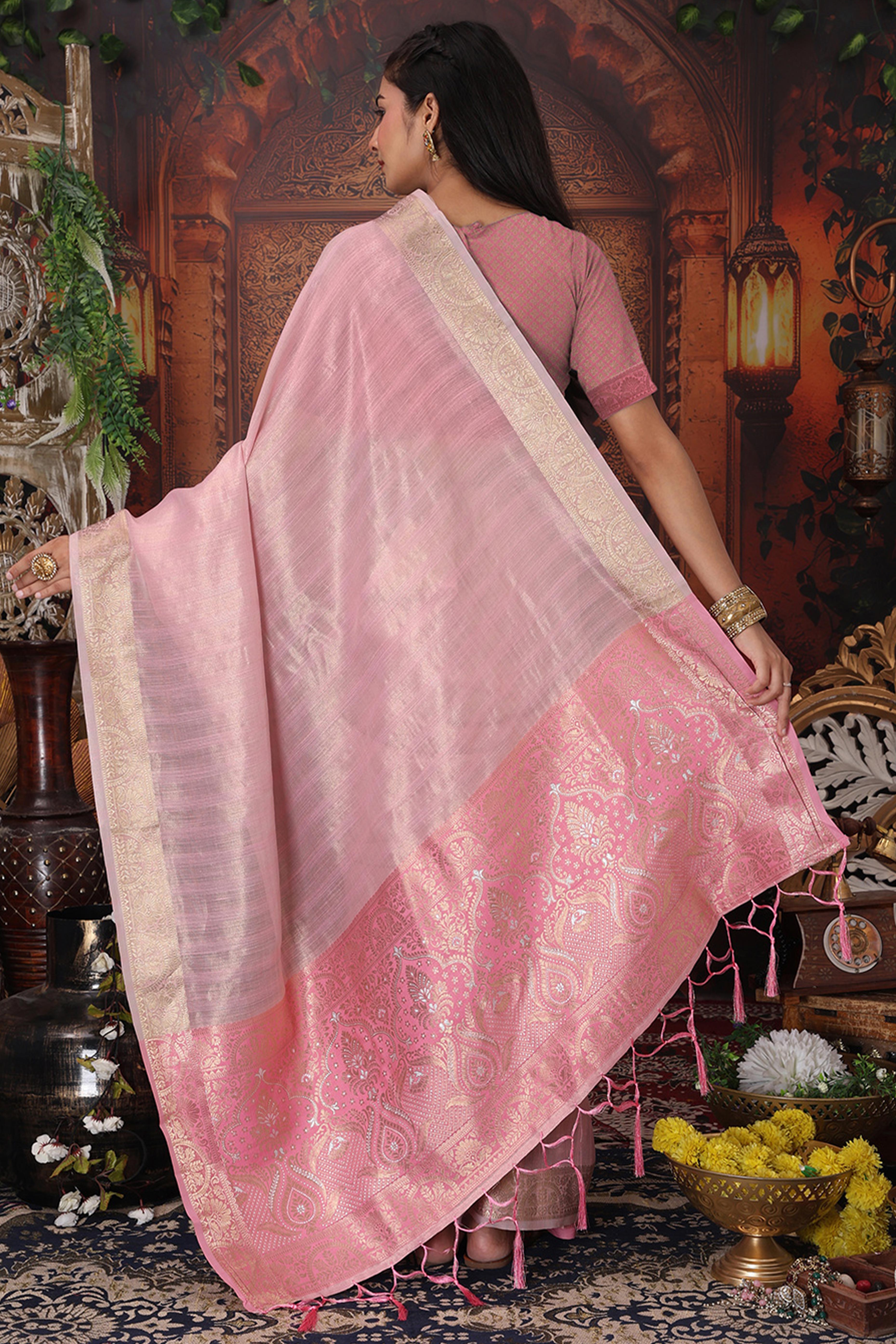 Light Pink Organza Saree Adorned With Floral Zari Weaving & Graceful Tassel Pallu
