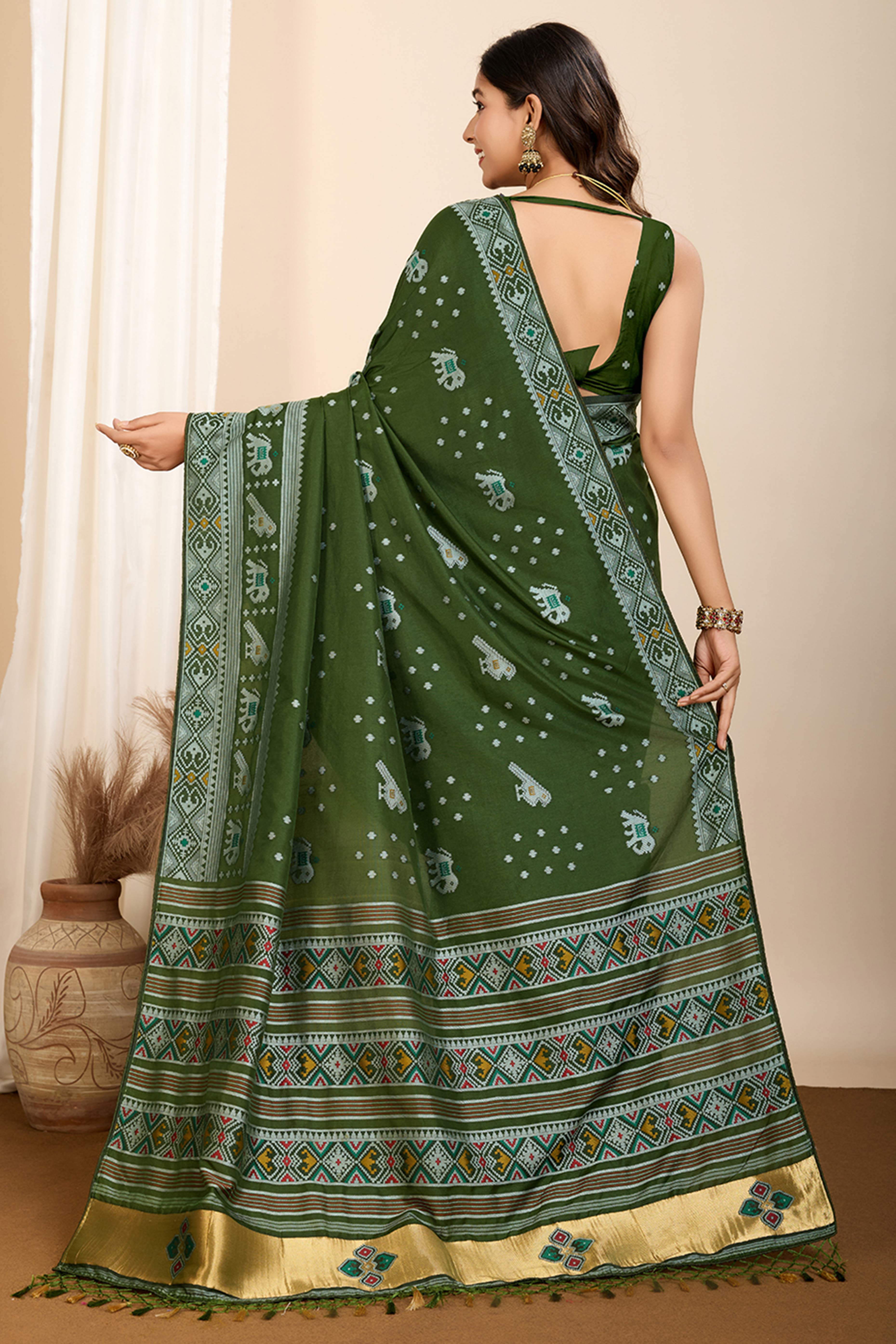 Green Minakari Weaving Pure Silk Saree