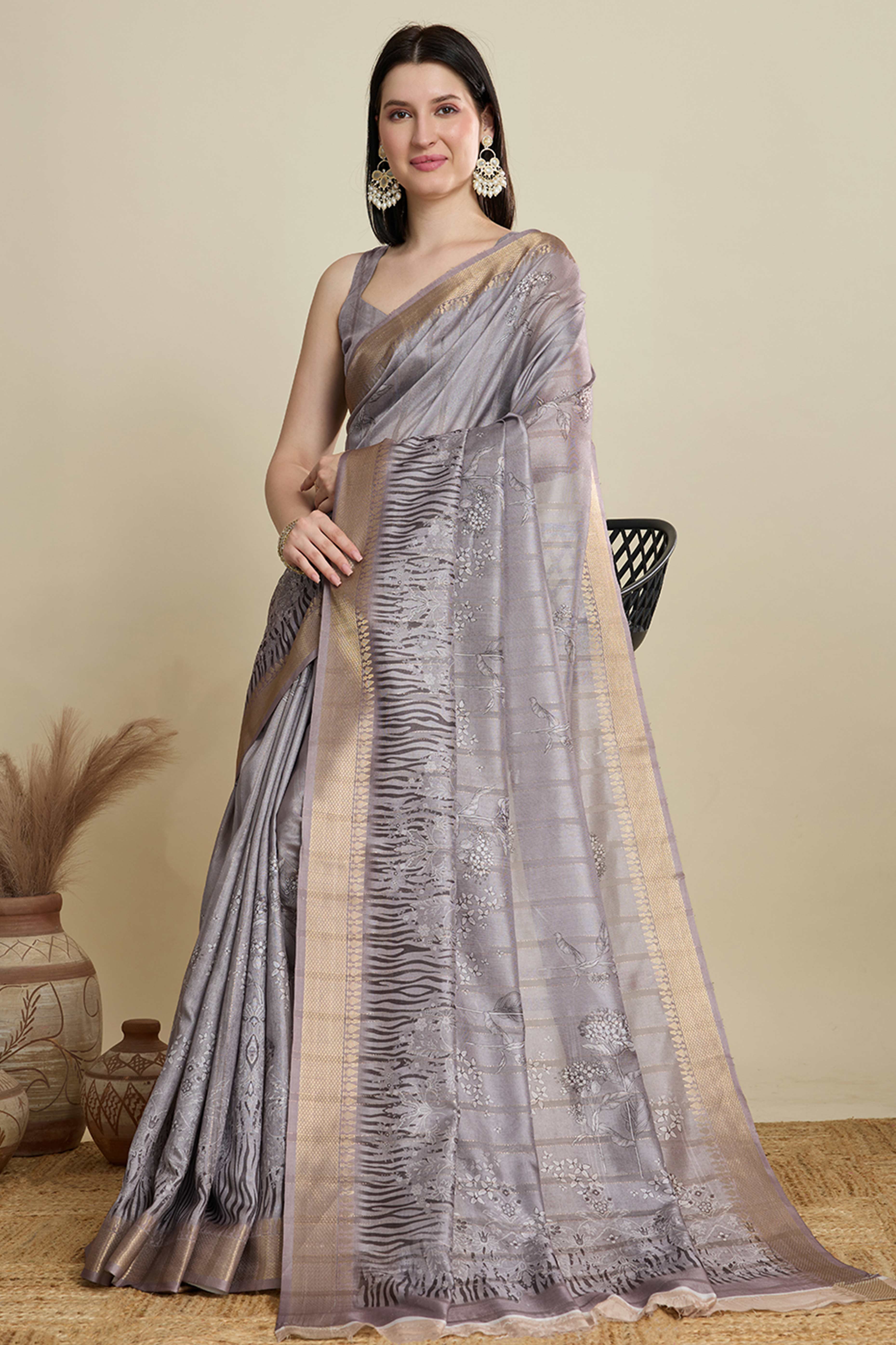 Grey Cotton Blend Saree Featuring Floral Prints and a Festive Zari Border Accent