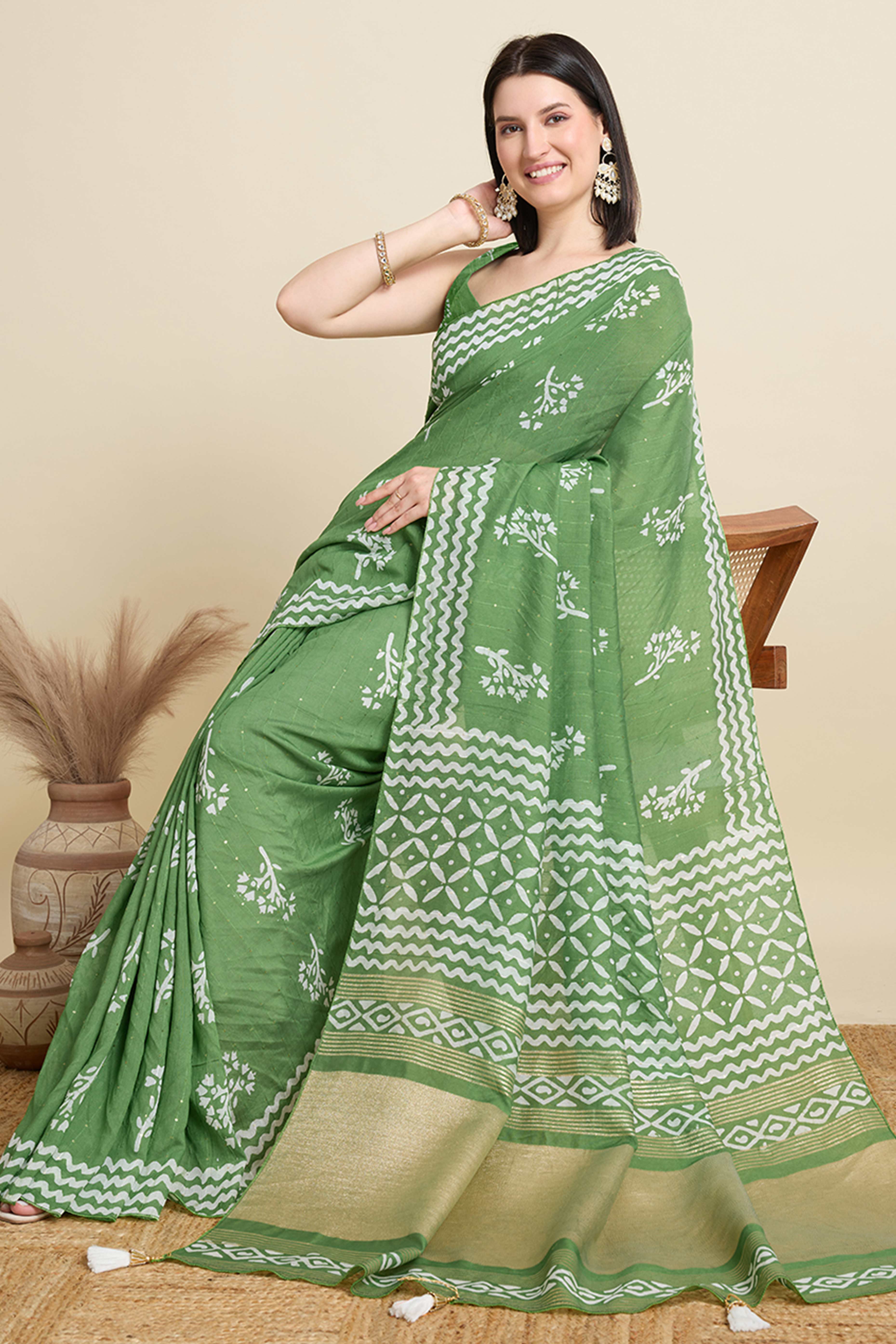 Green Cotton Blend Saree Featuring Floral Prints and Elegant Sequins Work Accents