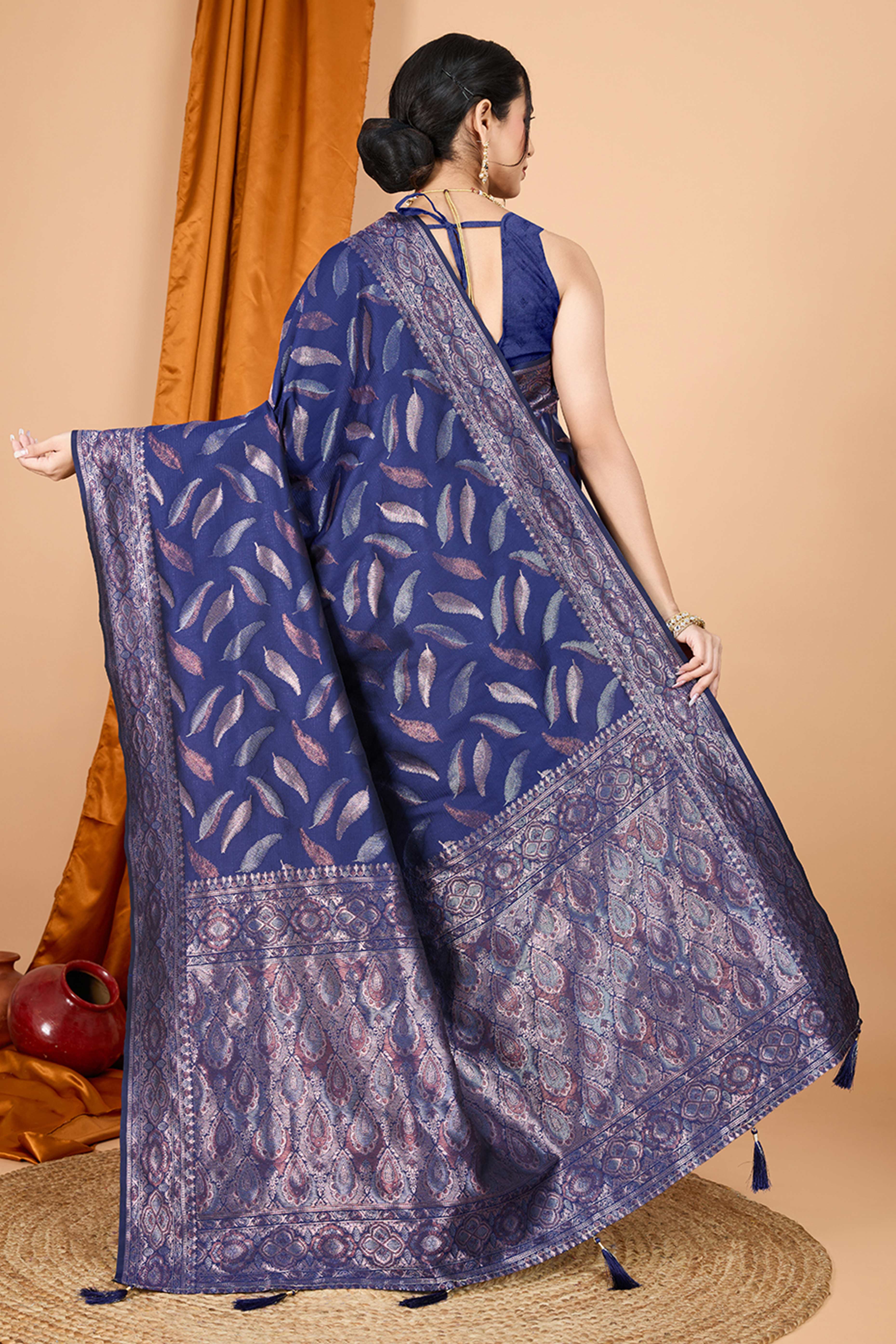 Blue Pure Silk Saree With Intricate Leaf Pattern Zari Weaving & Graceful Tassels