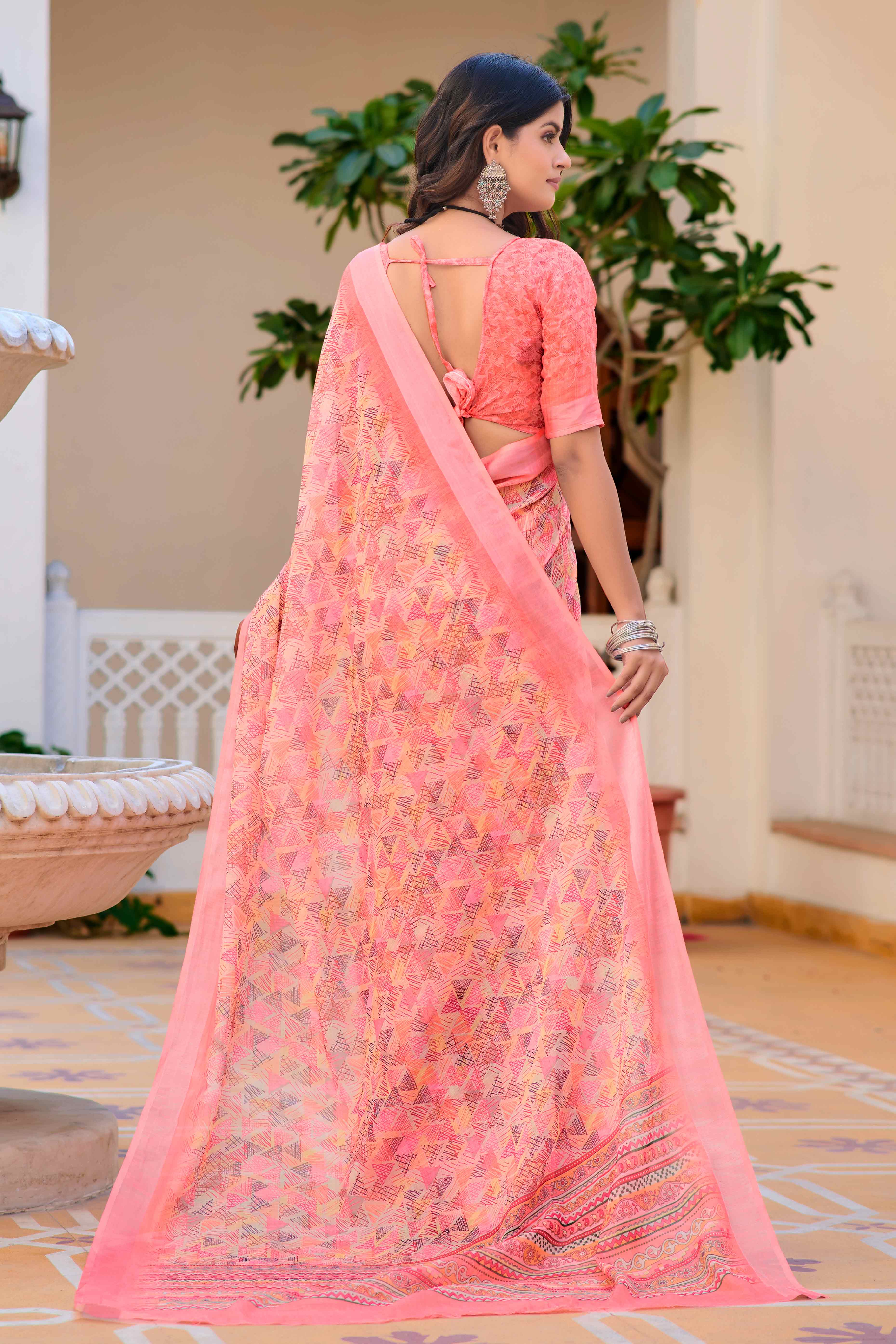 Gajri Pink Geometric Printed Linen Saree