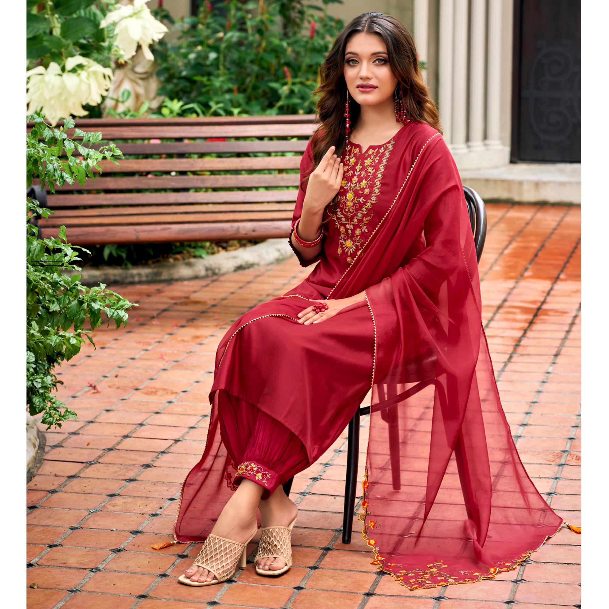 LILY-AFGHANI-14103