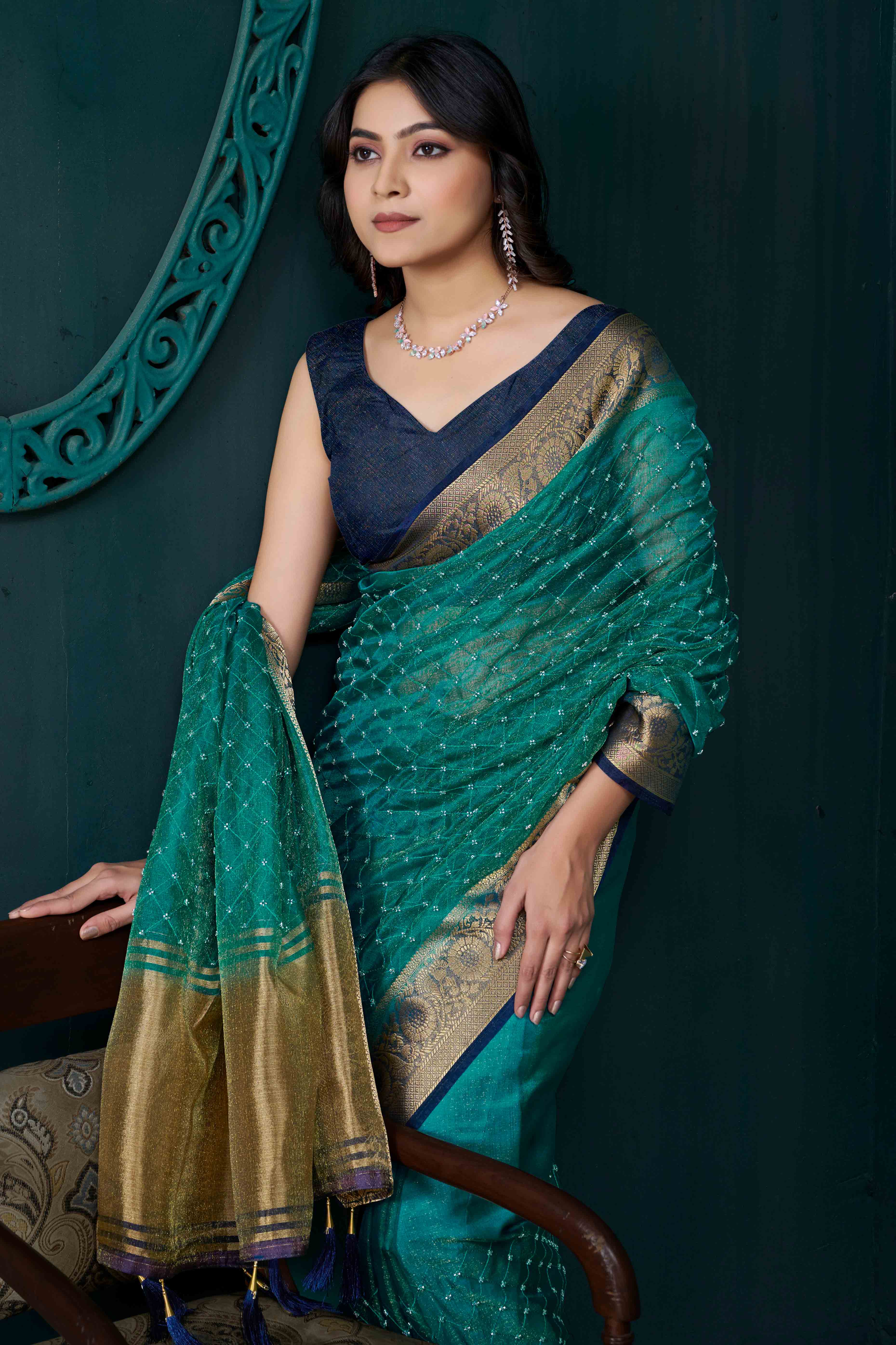 Rama Green Jacquard Saree With Intricate Beads Handwork & Floral Weaving Border