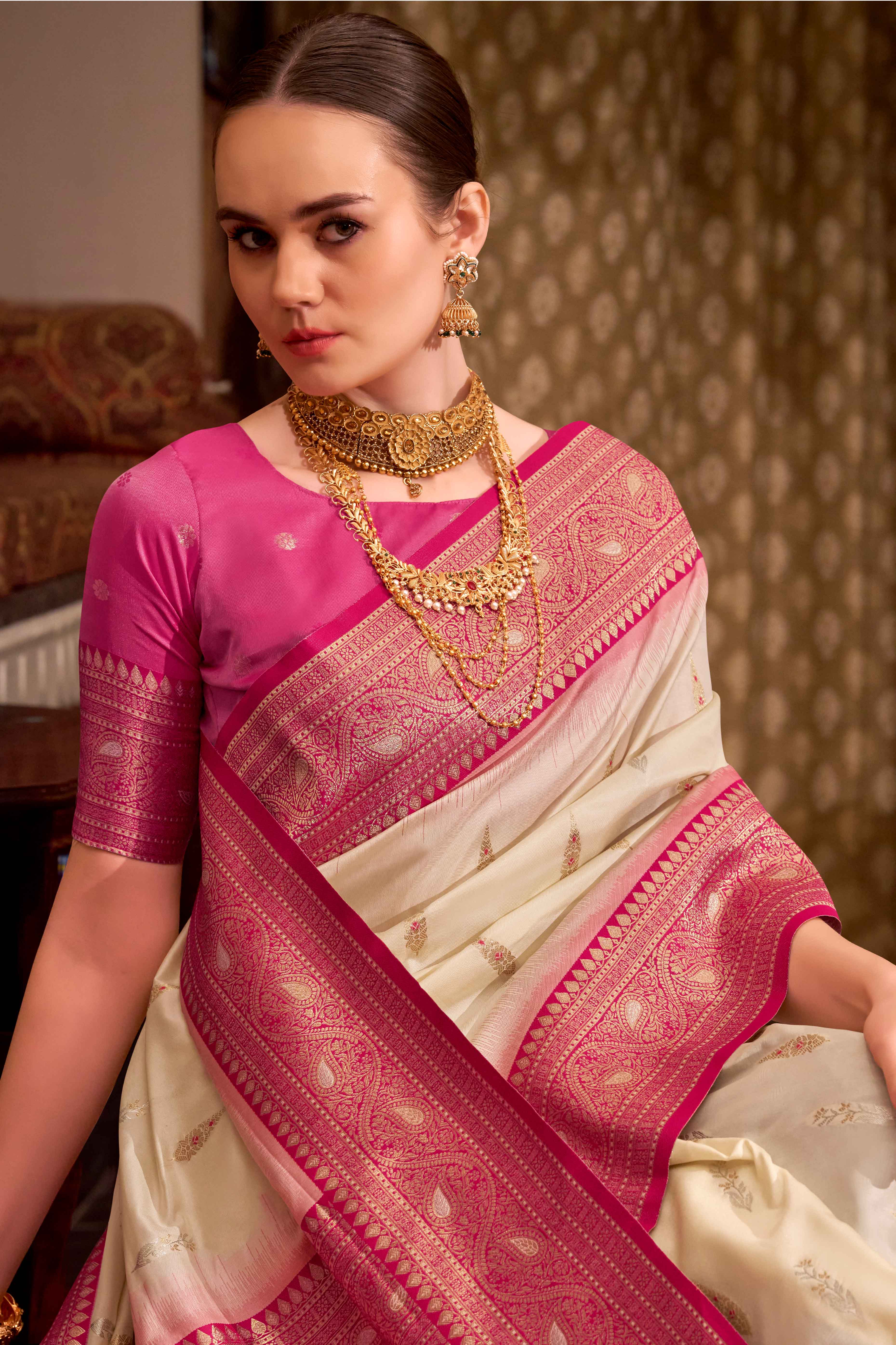 Cream Pure Silk Saree With Intricate Floral Zari Weaving Work