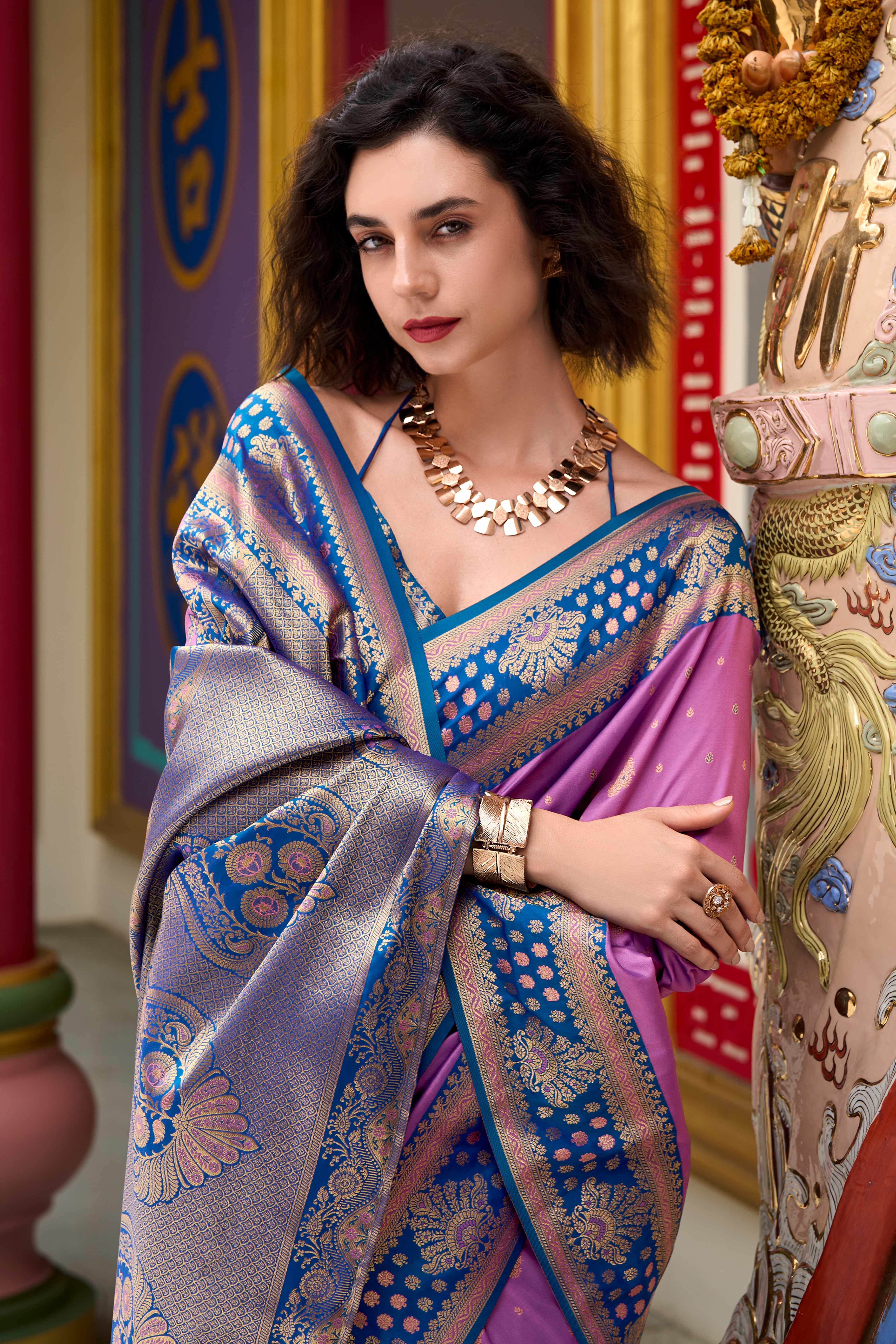 Pure Soft Banarasi Silk Saree in Lavender Hue with Timeless Zari Butti Patterns