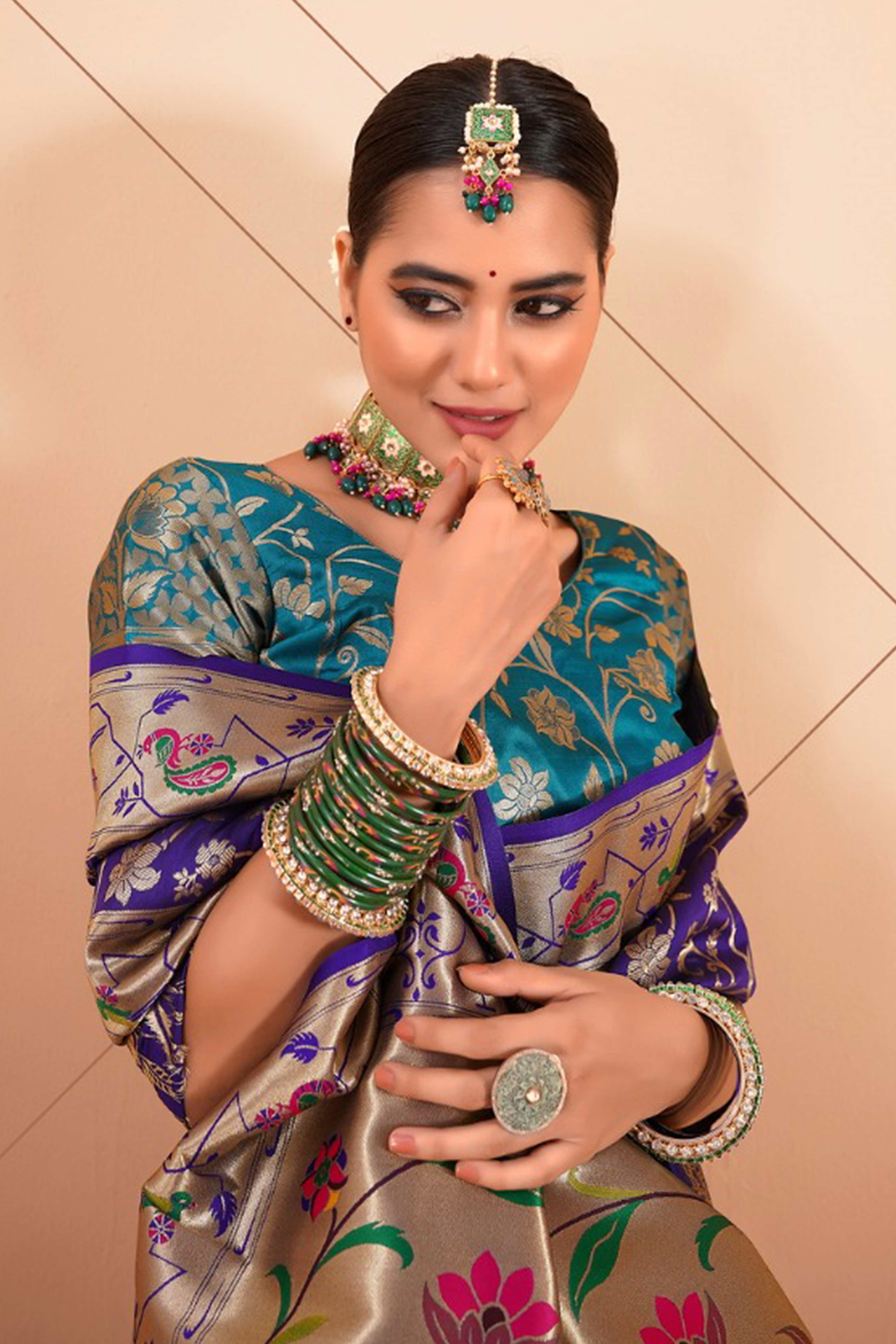 Bluish Purple Floral Zari Weaving Pure Silk Paithani Saree