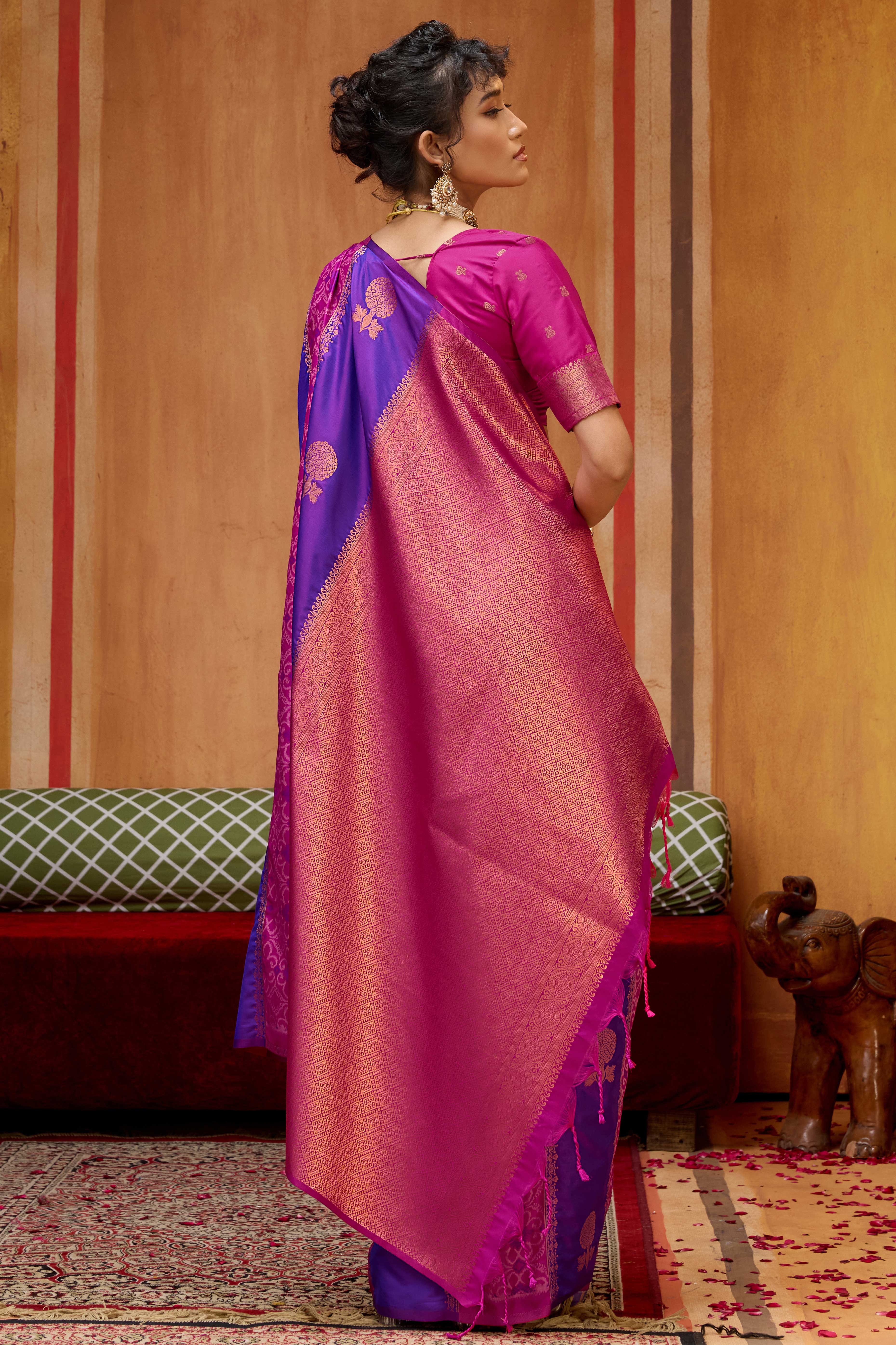 Classic Royal Purple Floral Handloom Weaving Art Silk Saree With Statement Tassel Pallu