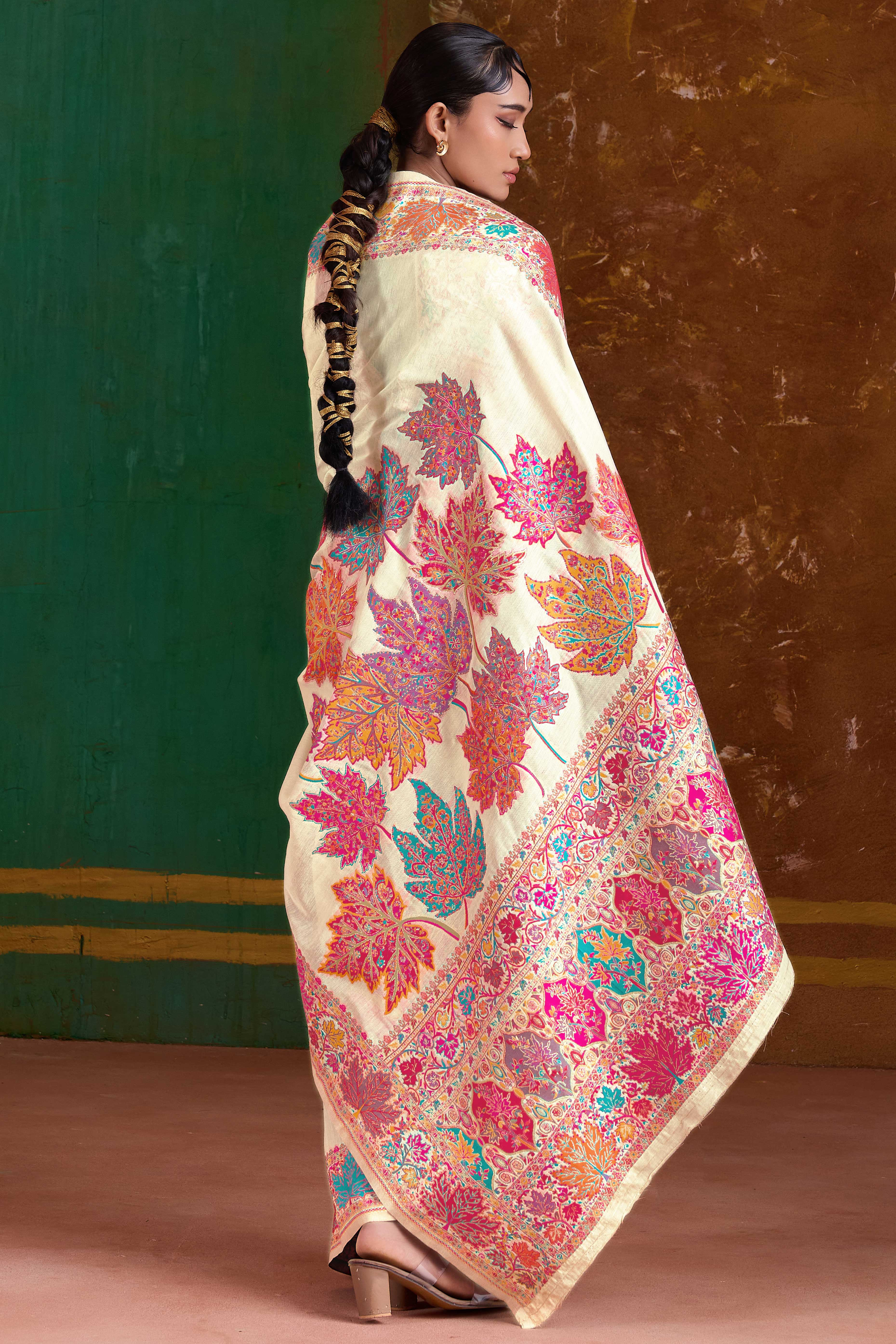 Luxurious Offwhite Leaf Motif Pashmina Weaving Modal Cotton Blend Saree With Refined Appeal