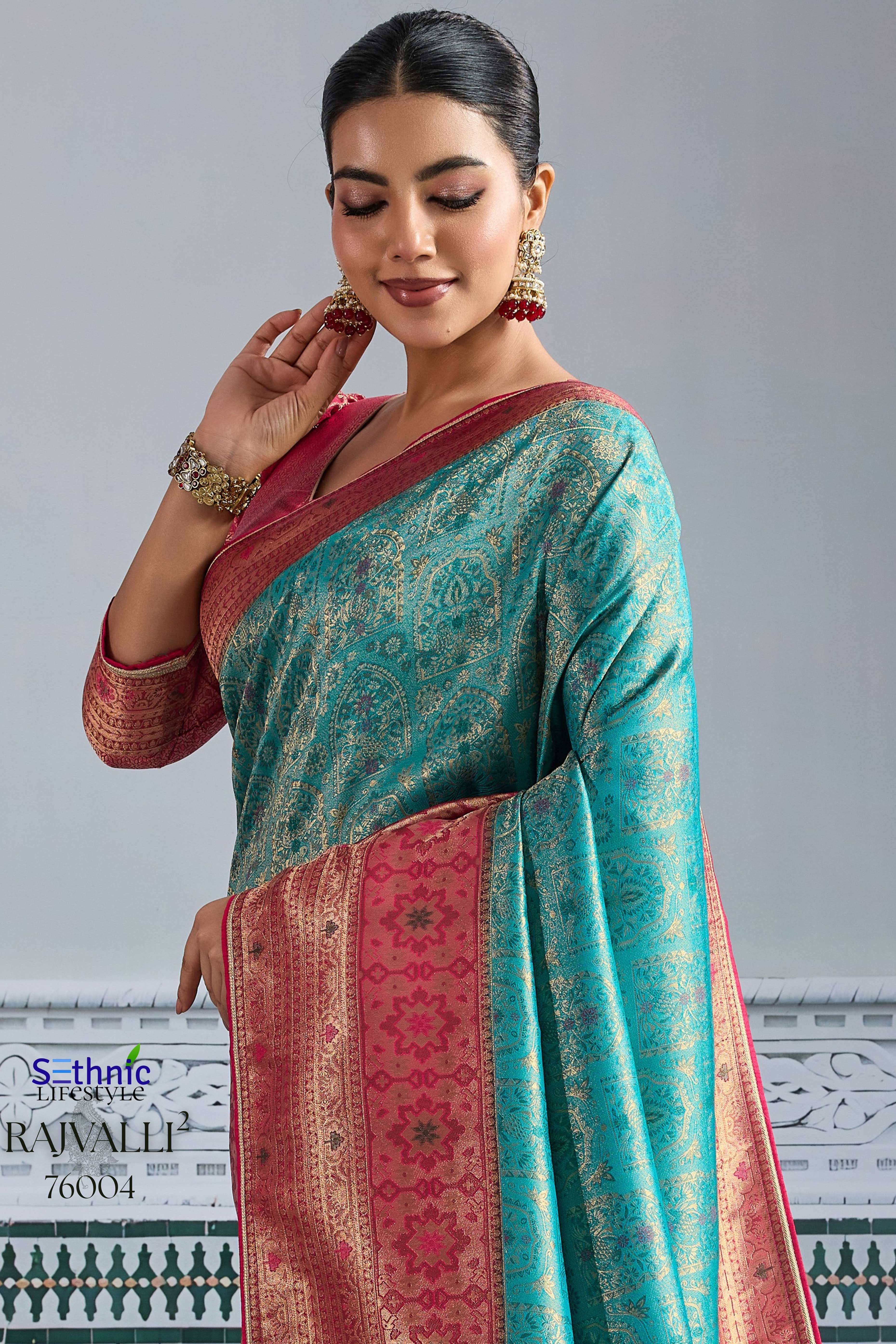 Turquoise Mul Silk Festive Kanjivaram Saree Showcasing Fine Zari Work and a Regal Finish
