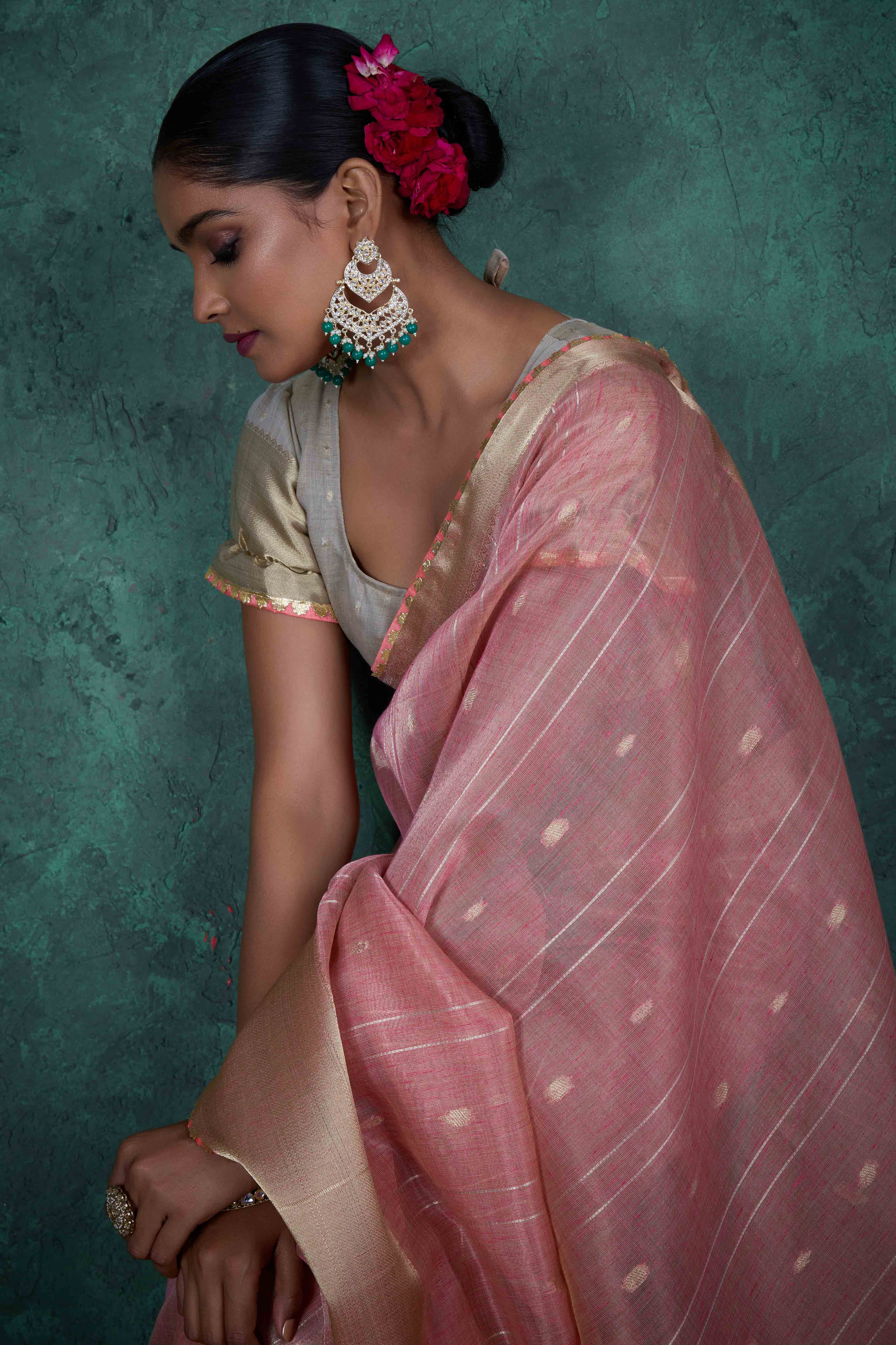 Baby Pink Ethnic Cotton Blend Saree with Shimmering Zari Butti Weaves