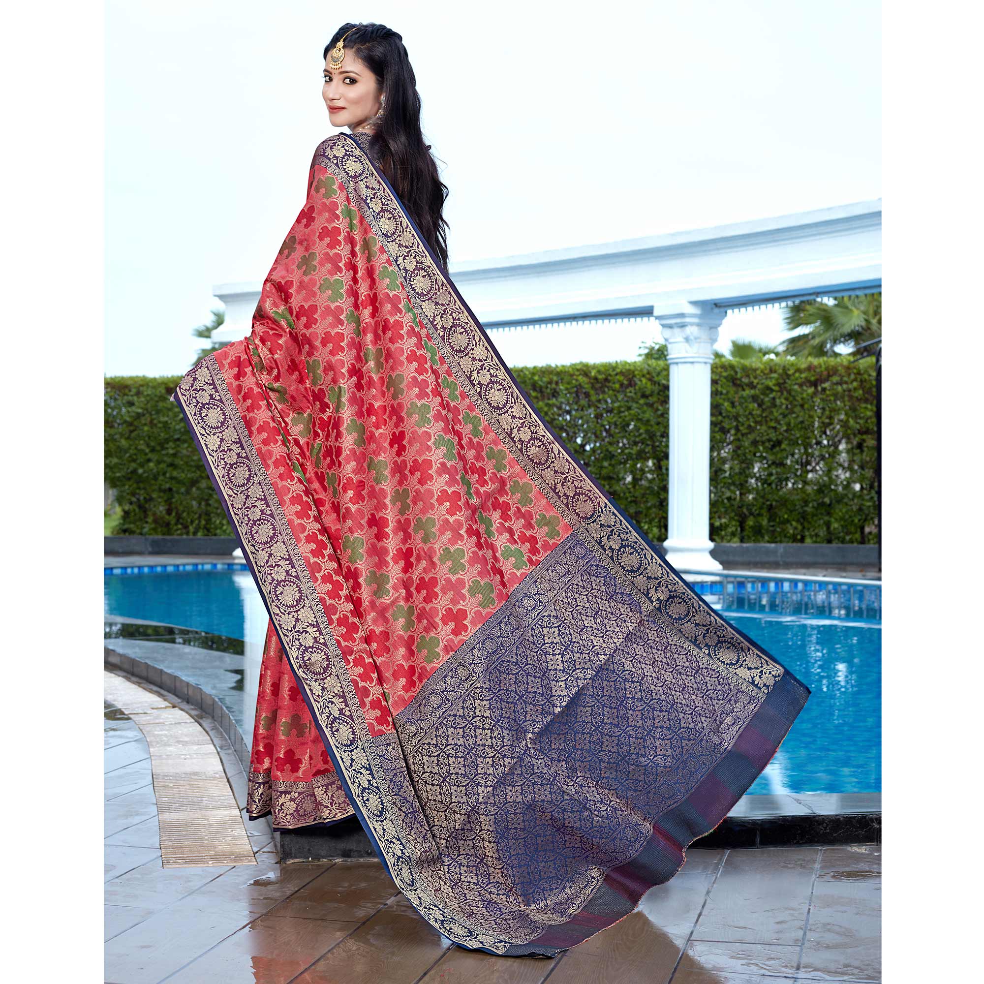 Gajari Pink Floral Woven Art Silk Saree