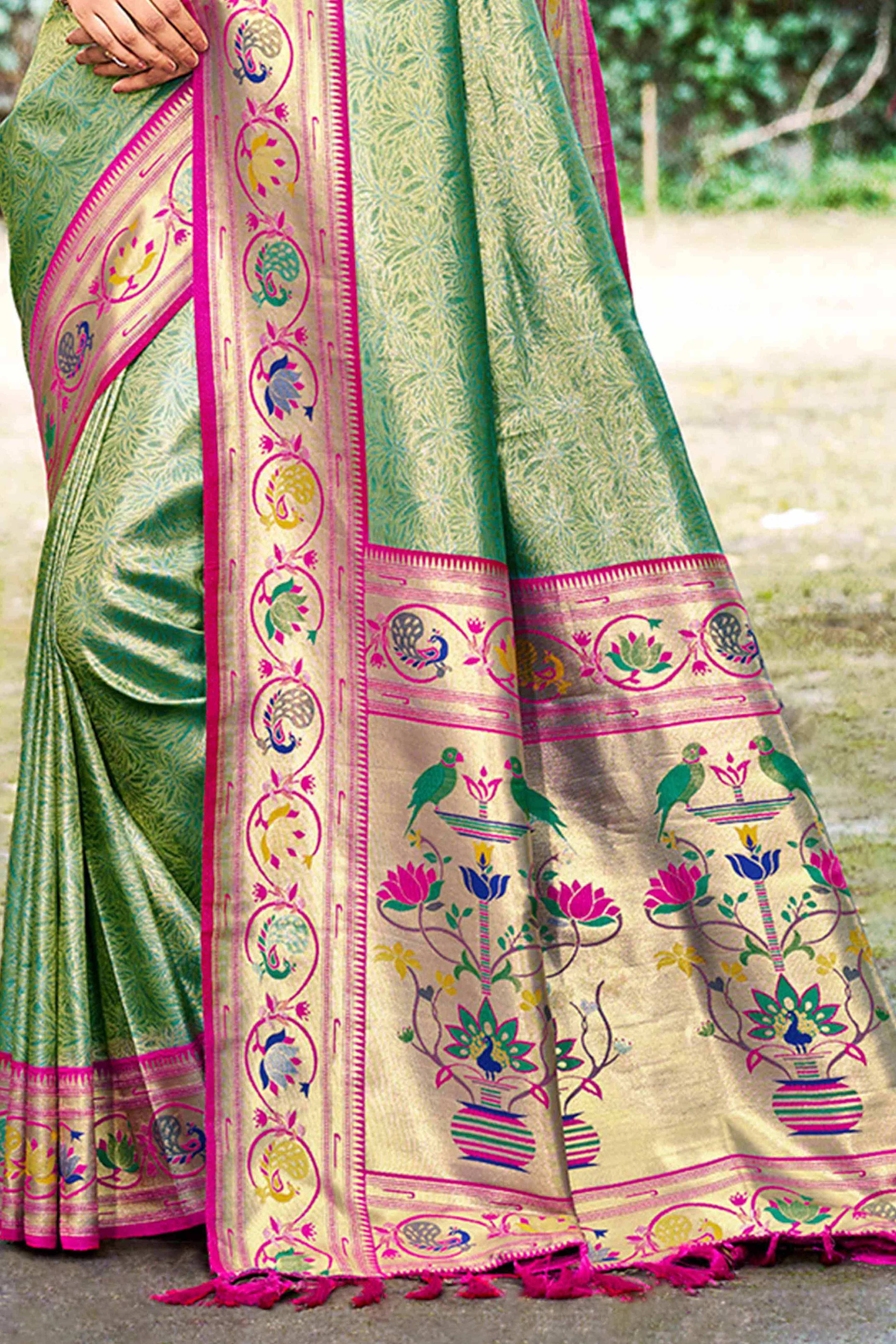 Elegant Rama Green Weaving Silk Blend Saree With Peacock Border & Artistic Parrot Motif Pallu