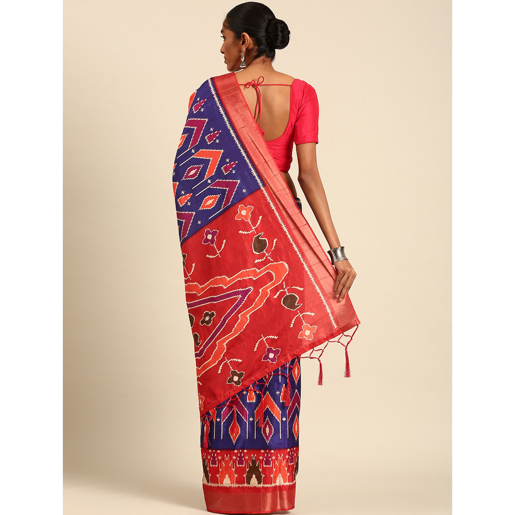 Blue Digital Printed Cotton Blend Saree With Woven Border