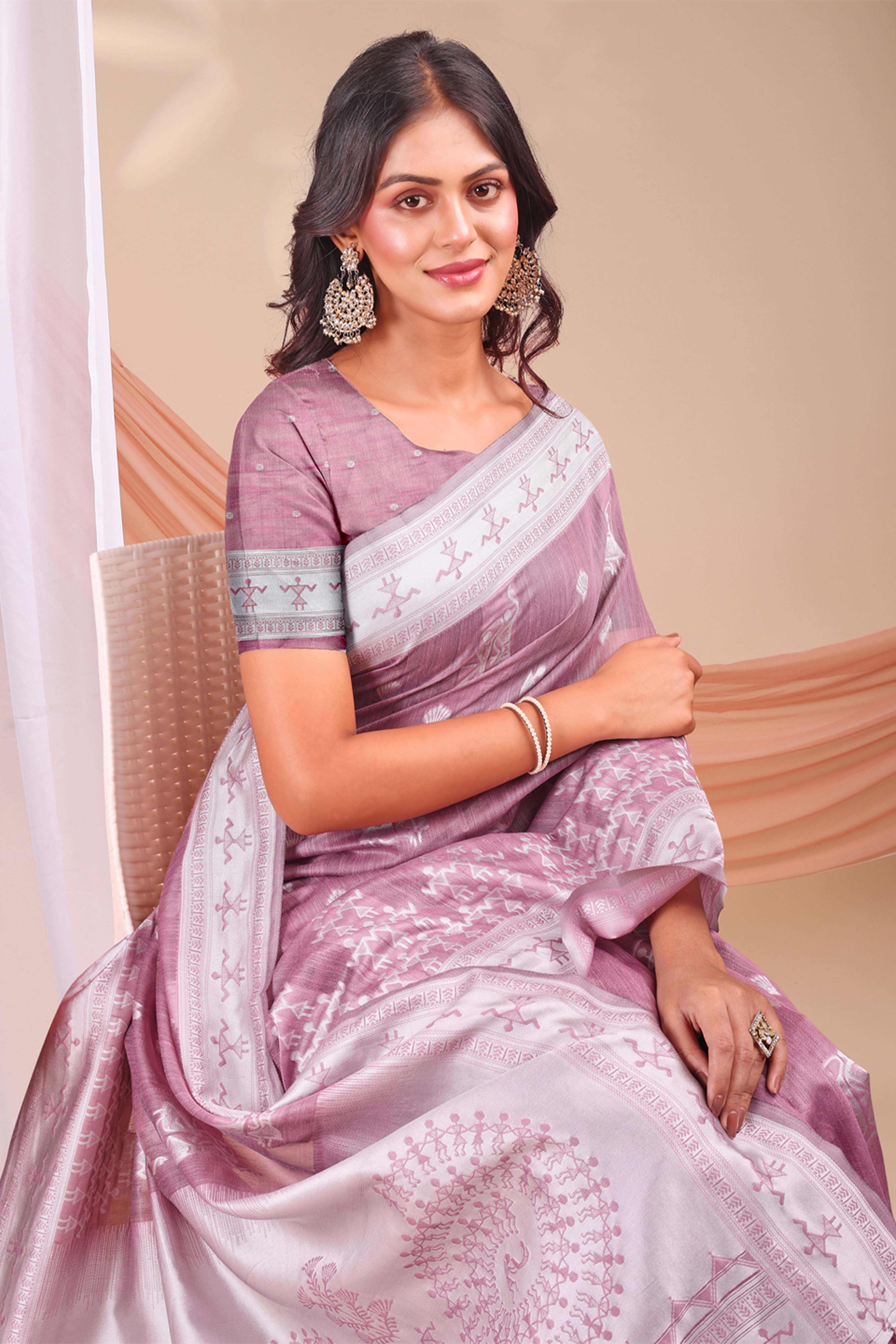 Mauve Ethnic Saree in Soft Linen Cotton Fabric Featuring Warli Art Weaving