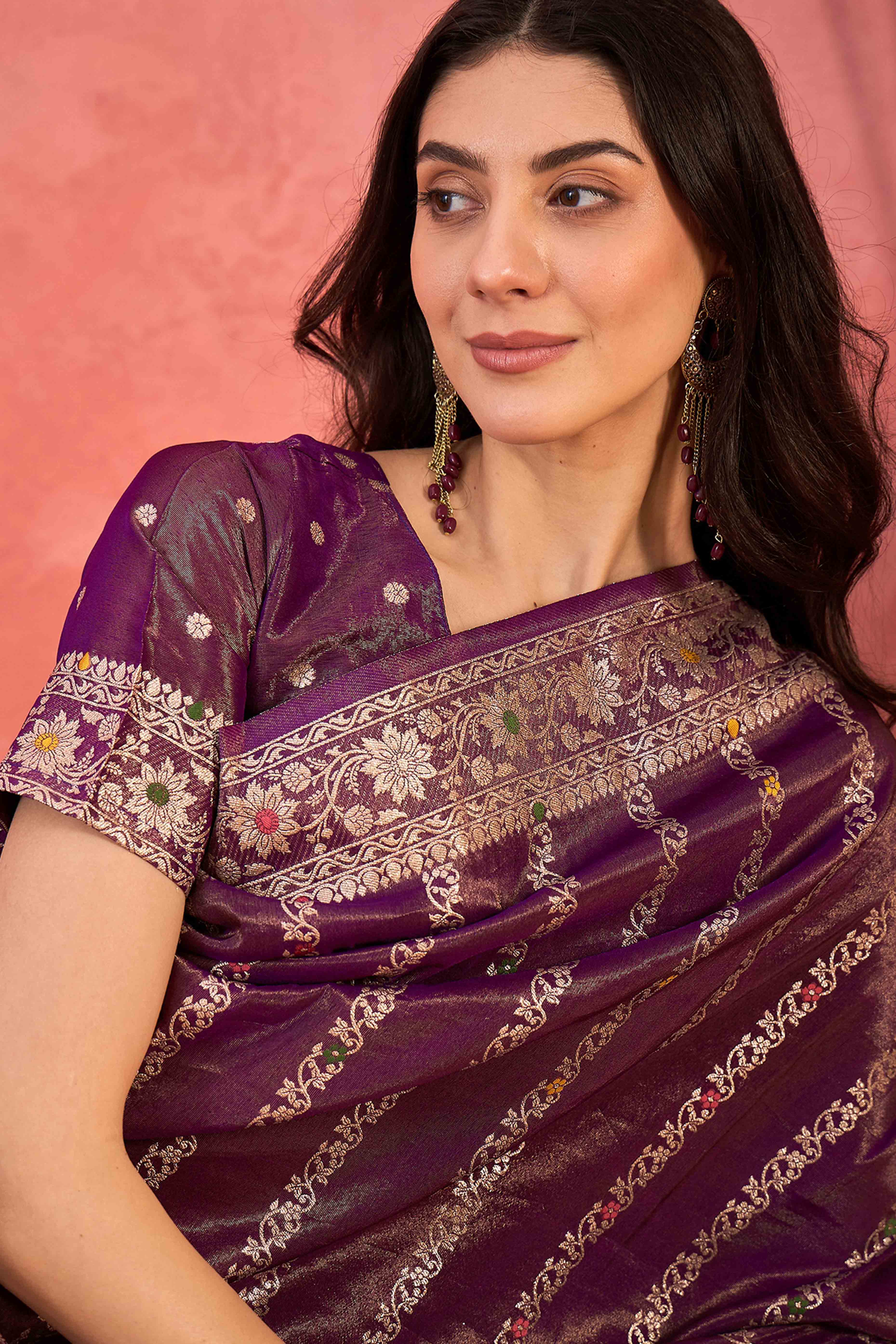 Floral Zari Woven Purple Saree In Shimmer Finish With Elegant Tassel Pallu