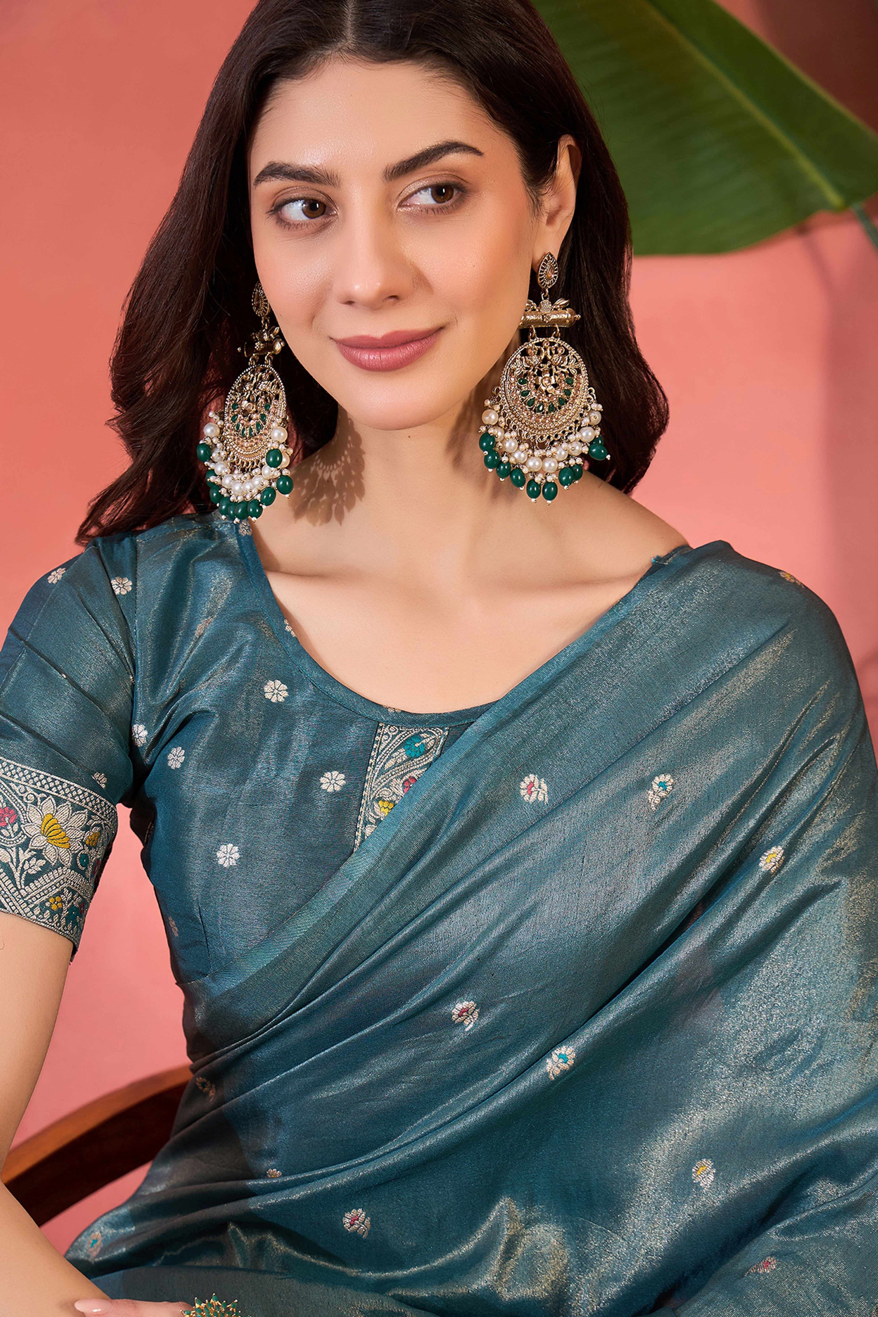 Floral Zari Woven Teal Blue Saree In Shimmer Finish With Elegant Tassel Pallu