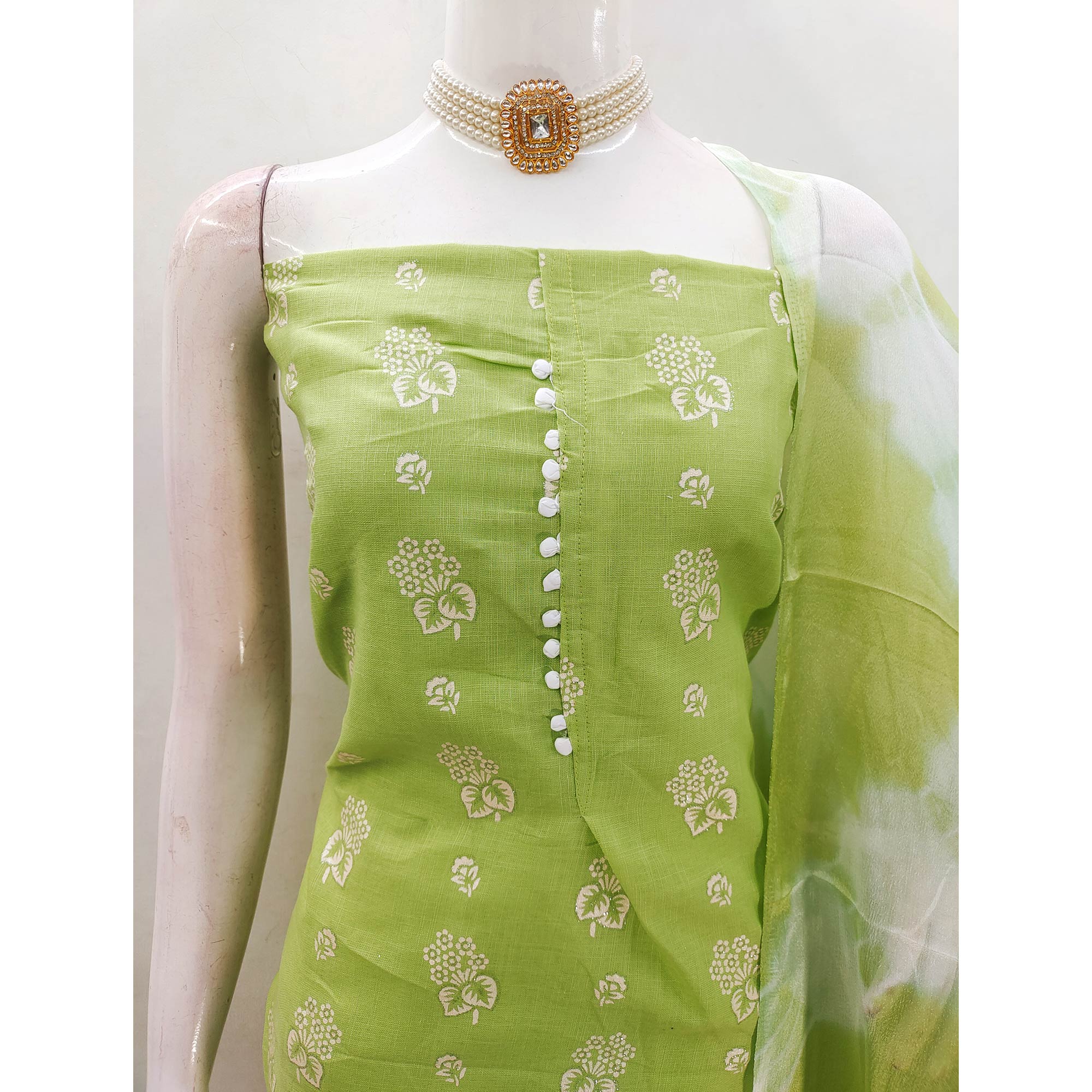 Exquisite Green Floral Printed Cotton Blend Dress Material