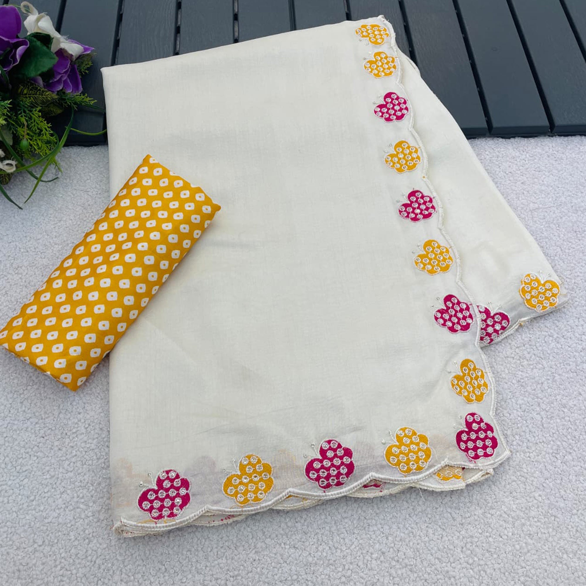 Off White Premium Vichitra Silk Saree Adorned with Intricate Embroidery Work