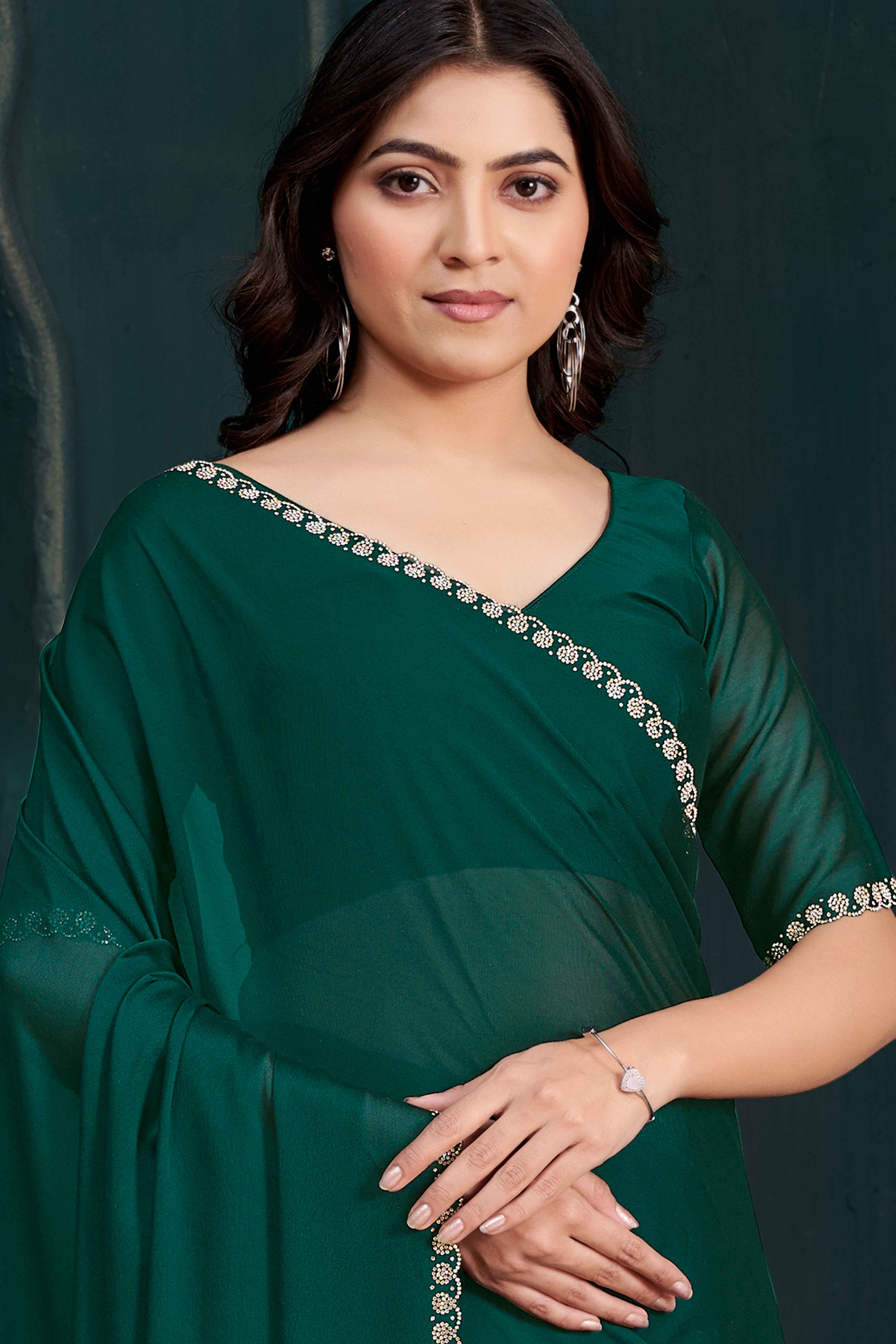 Green Crepe Silk Solid Saree with Elegant Zarkan Border Detailing