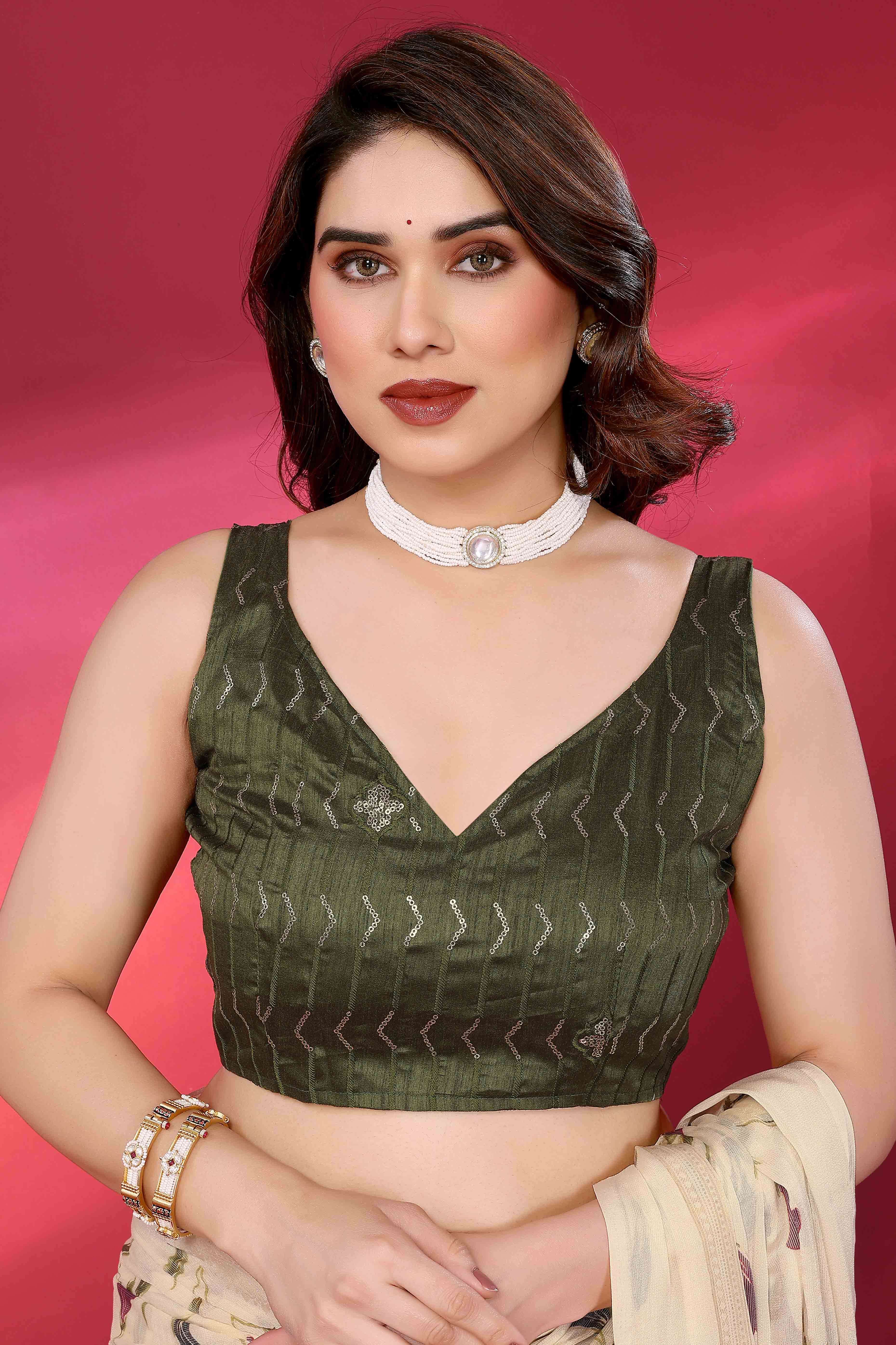 Ethereal Cream Brasso Chiffon Saree with Delicate Floral Foil Print