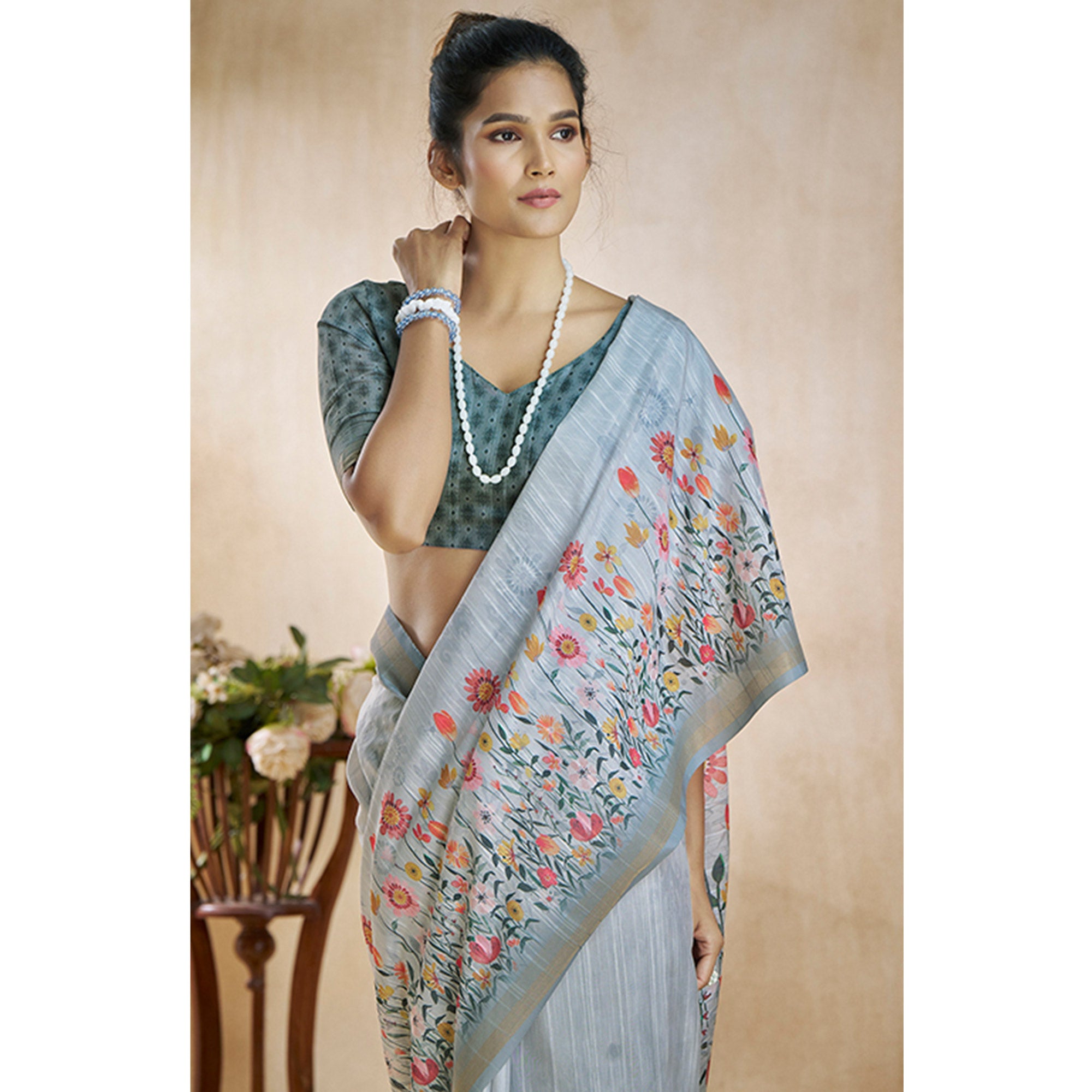 Grey Floral Digital Printed Pure Silk Saree