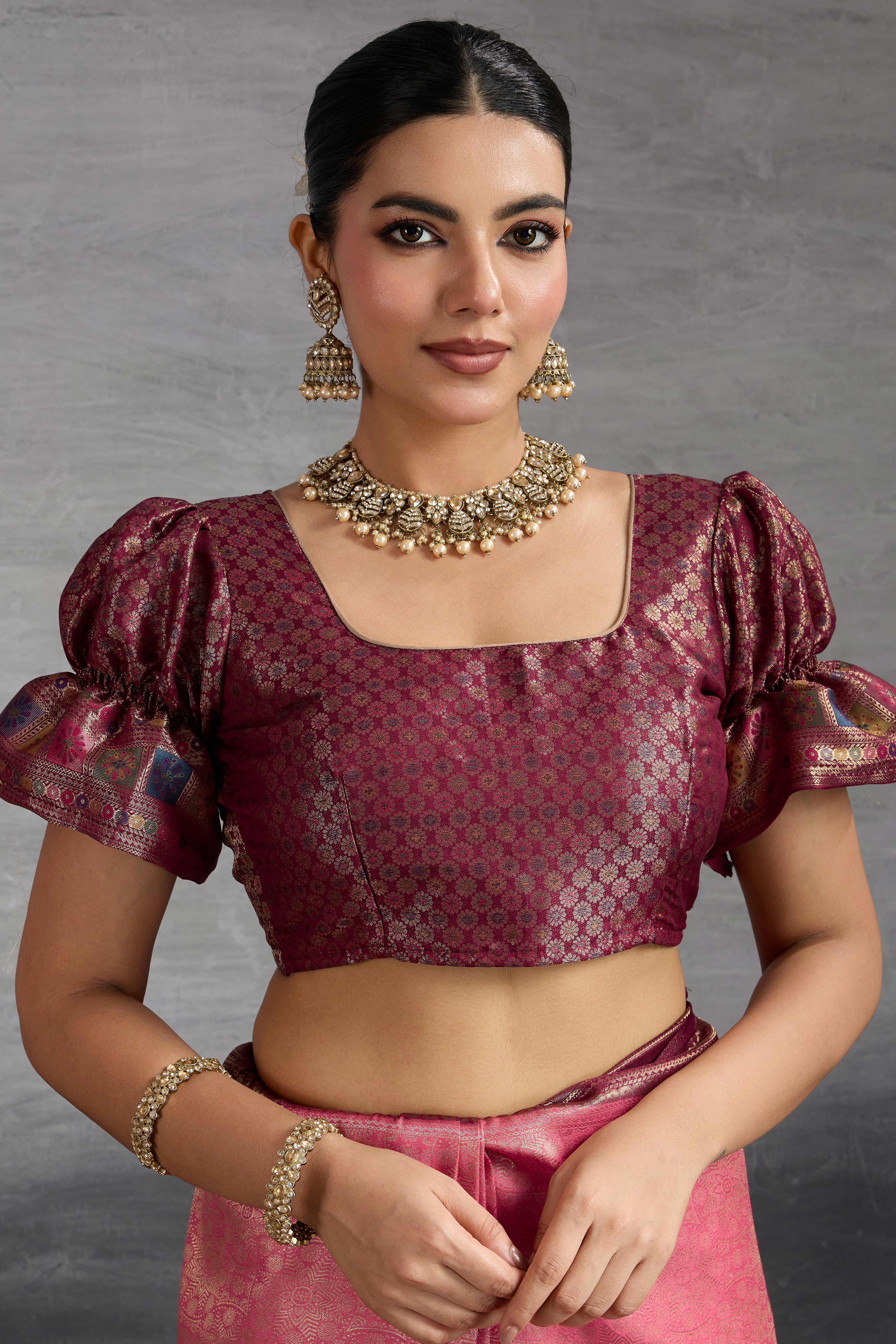 Pink Silk Kanjivaram Silk Saree Enhanced With Meenakari Weaving Borders