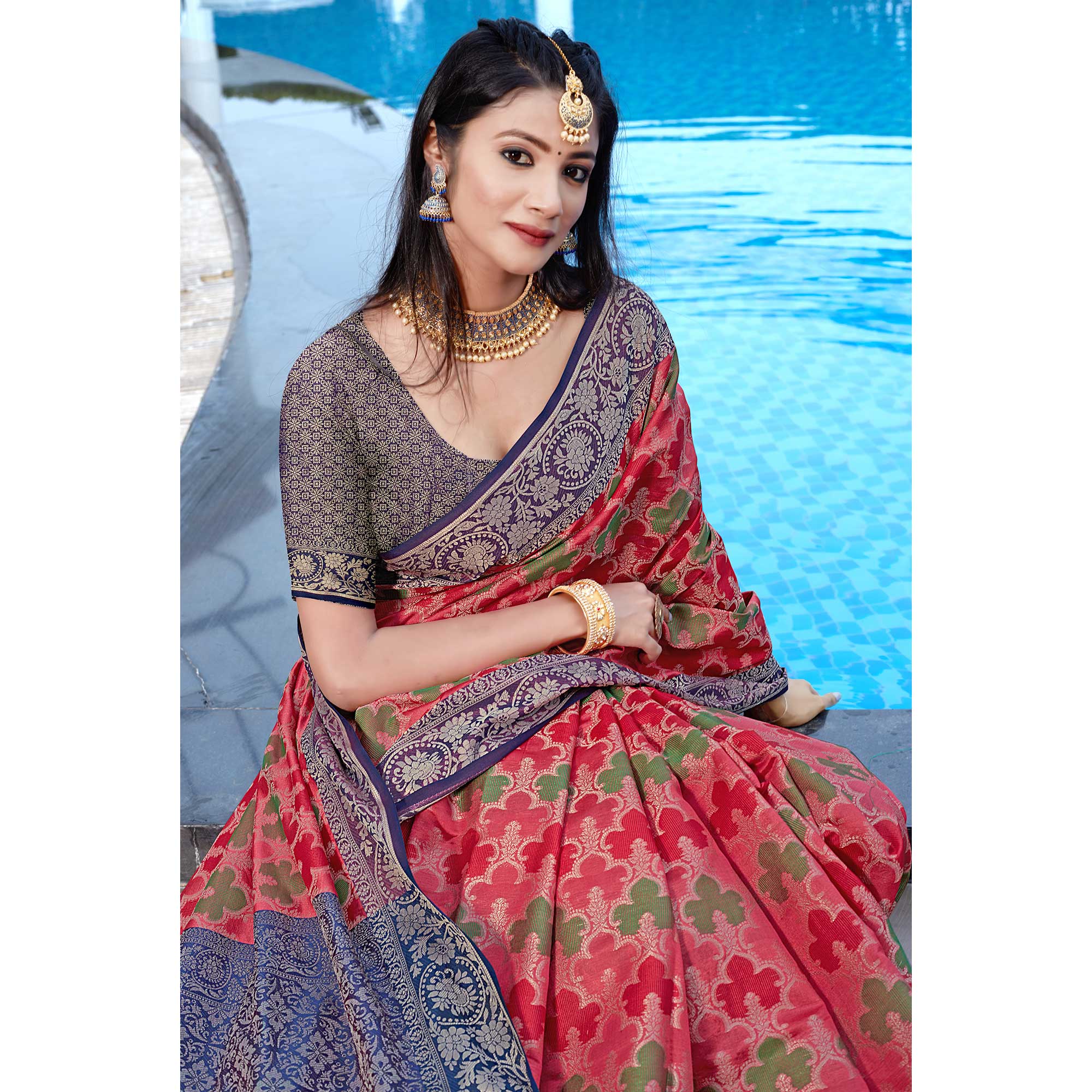 Gajari Pink Floral Woven Art Silk Saree
